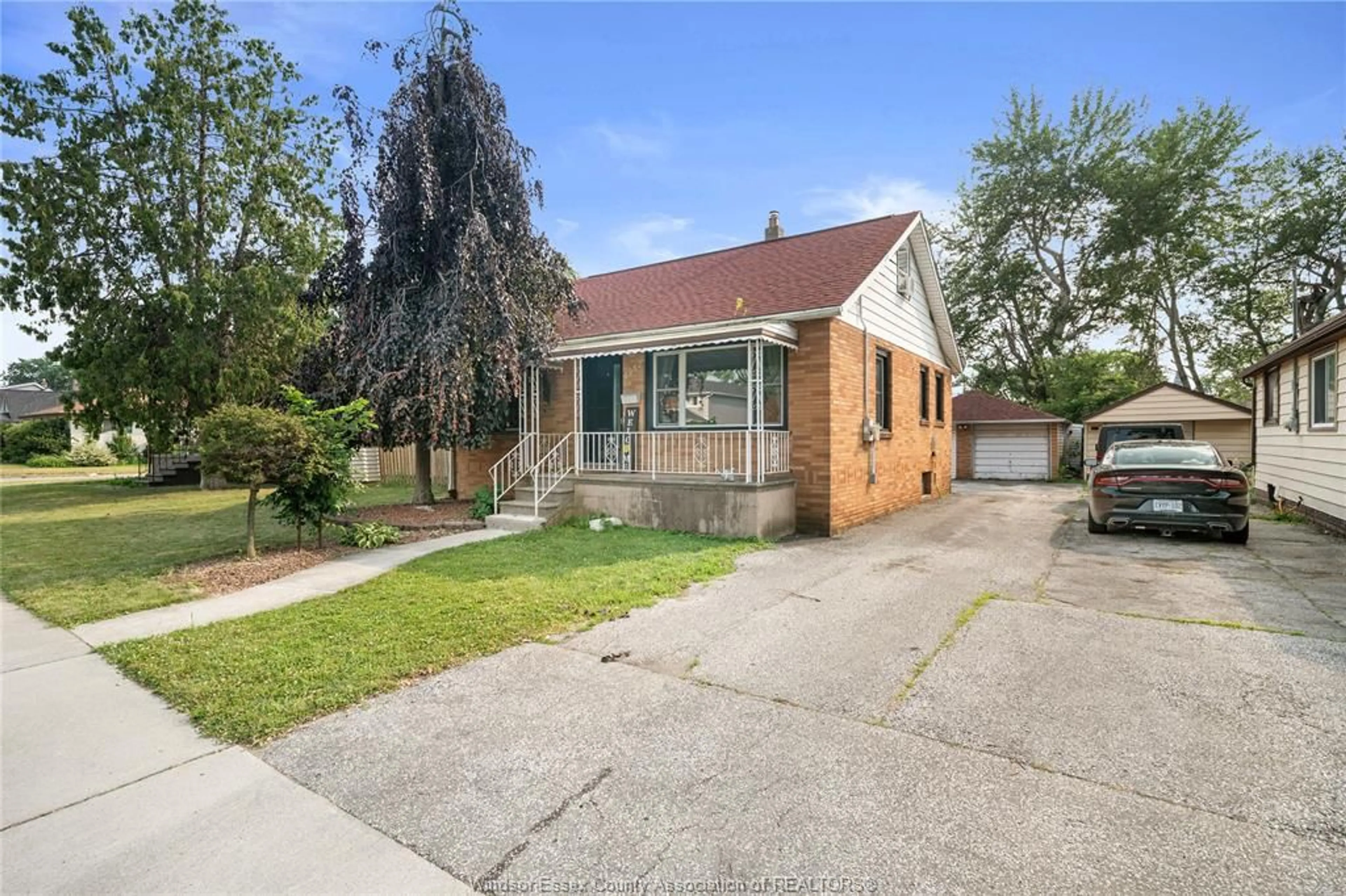 Unknown for 1987 BUCKINGHAM, Windsor Ontario N8T 2A9
