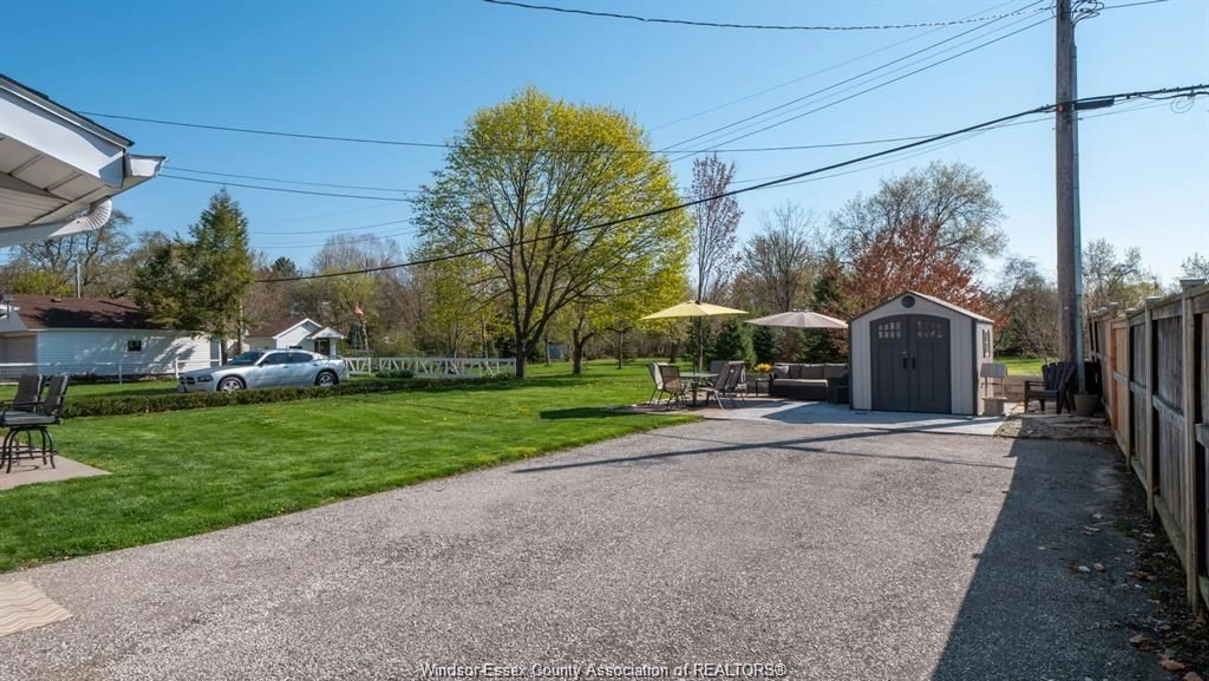 A pic from outside/outdoor area/front of a property/back of a property/a pic from drone, street for 51 BALACLAVA, Amherstburg Ontario N9V 2G5