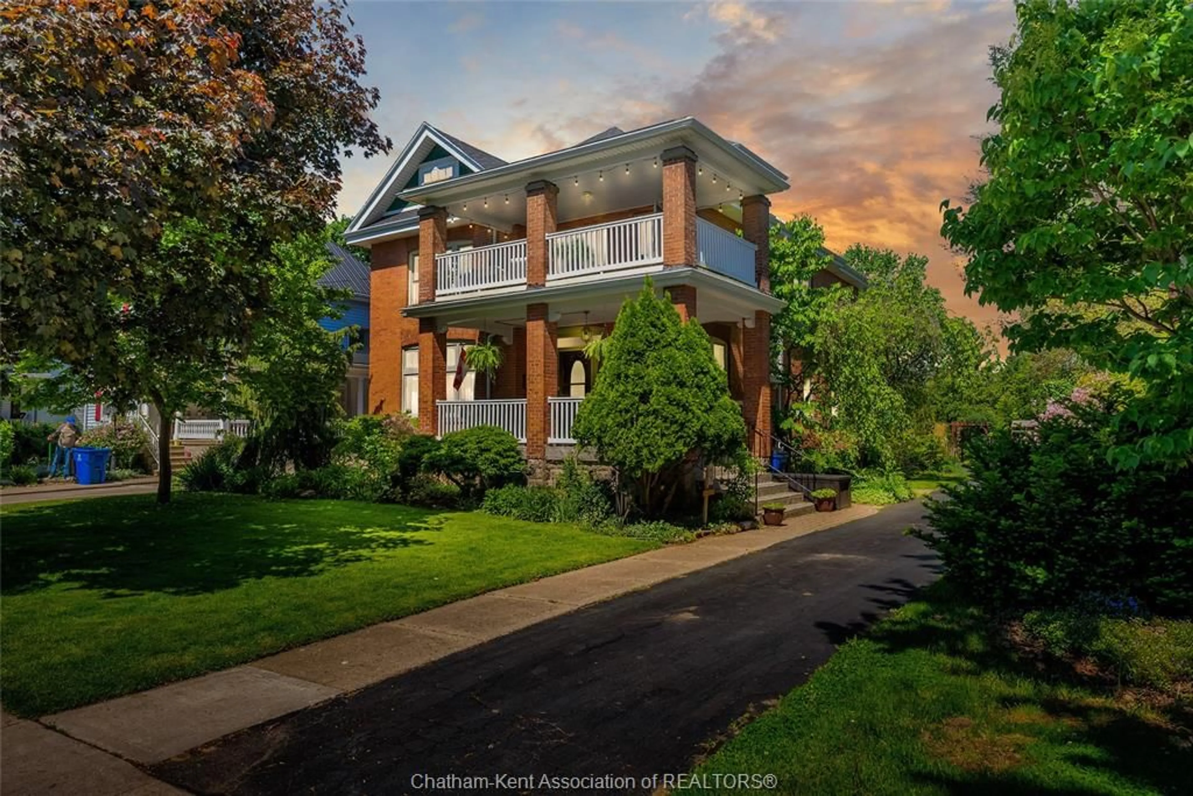 Home with brick exterior material, street for 81-81.5 Cross St, Chatham Ontario N7L 4K4