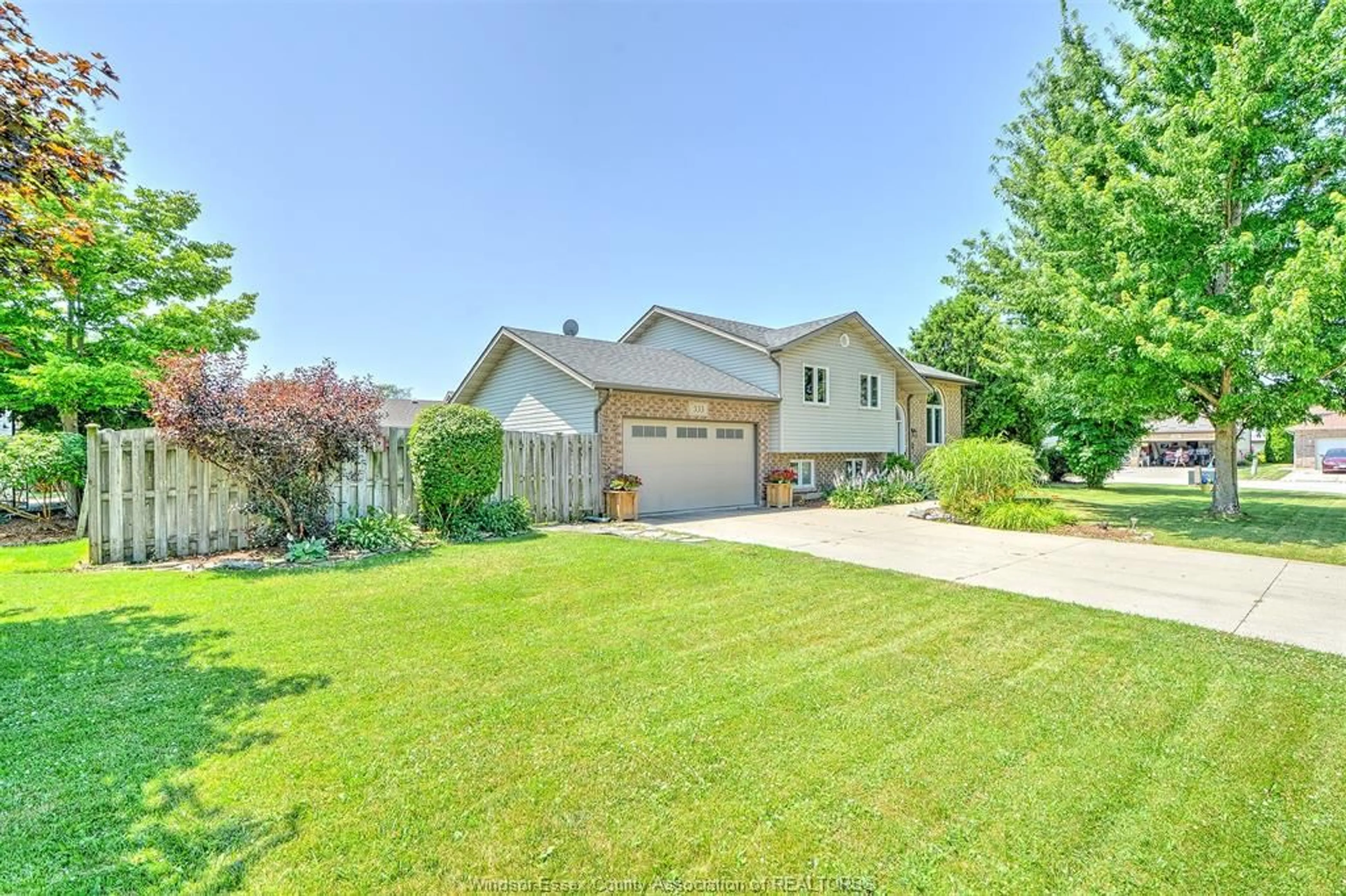 Unknown for 333 MAPLE Ave, Harrow Ontario N0R 1G0