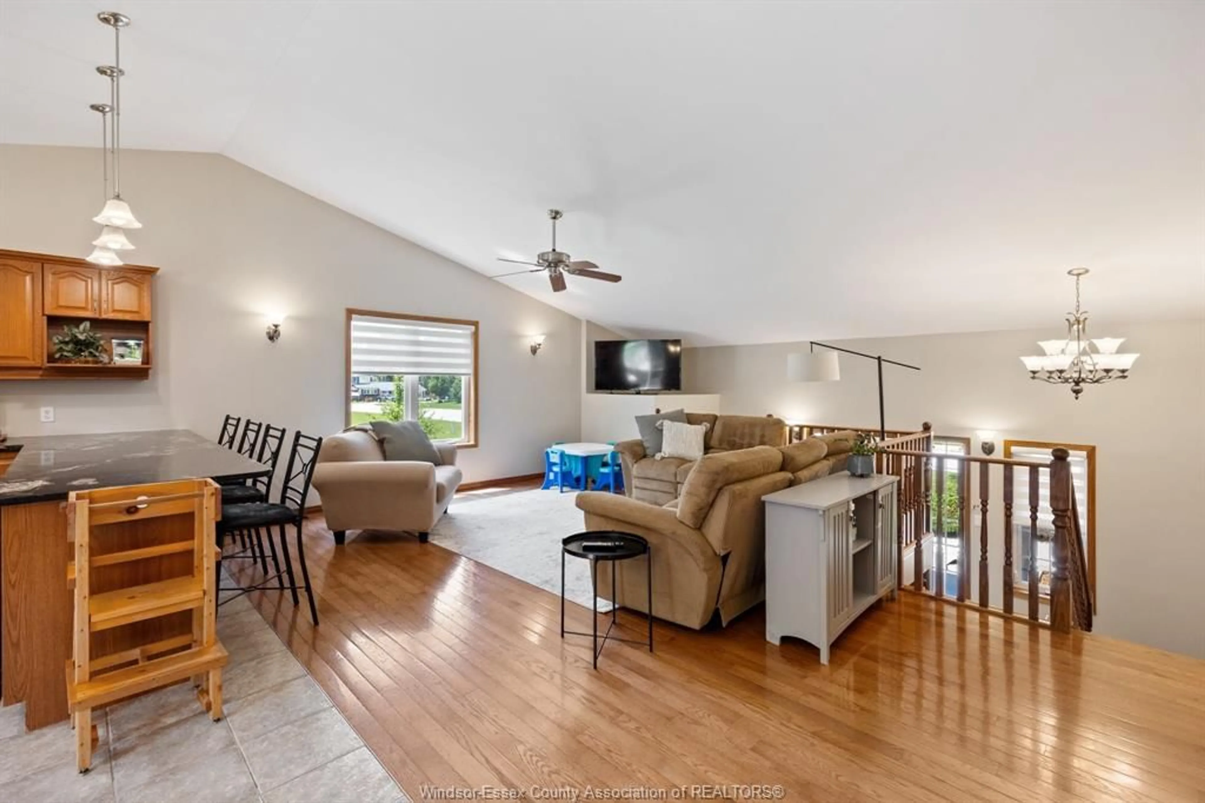 Living room with furniture, unknown for 47 MCBRIDE Rd, Amherstburg Ontario N9V 2Y8