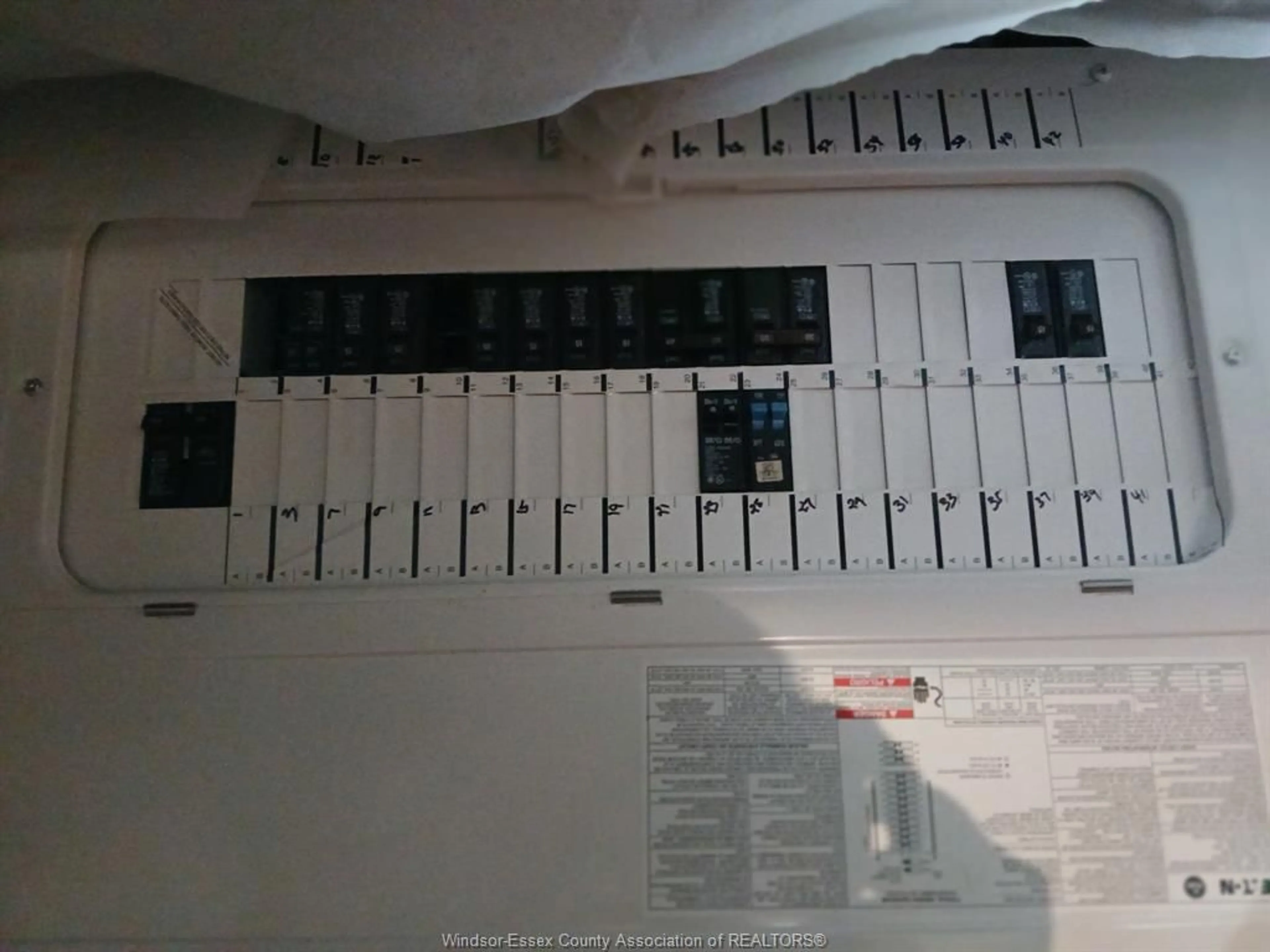 A pic of a room for 3226 Edison, Windsor Ontario N9C 1S2