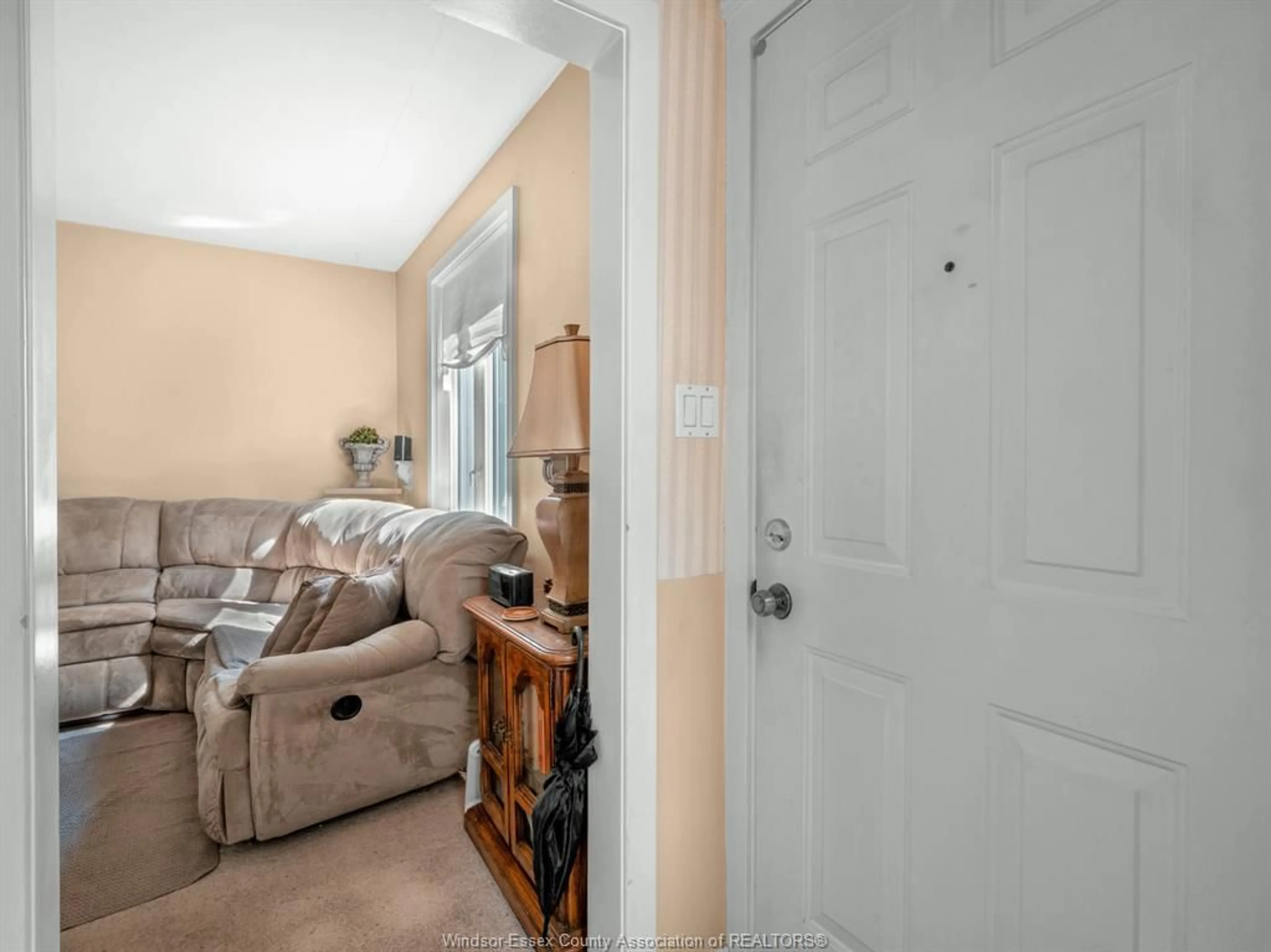 Unknown for 1723 Durham Pl, Windsor Ontario N8W 3A1