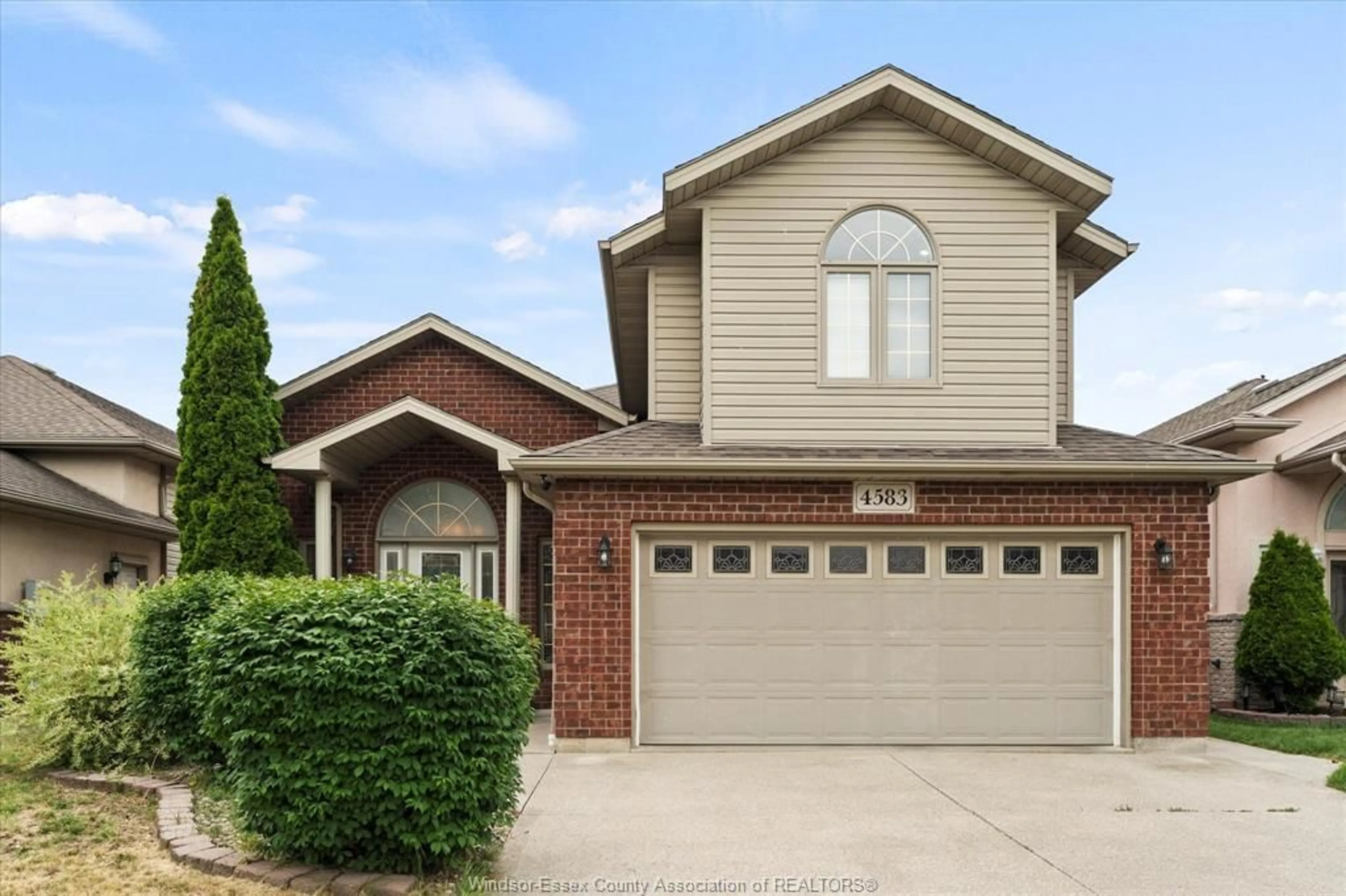 Home with brick exterior material, street for 4583 BRUNSWICK Ave, Windsor Ontario N9G 3G7