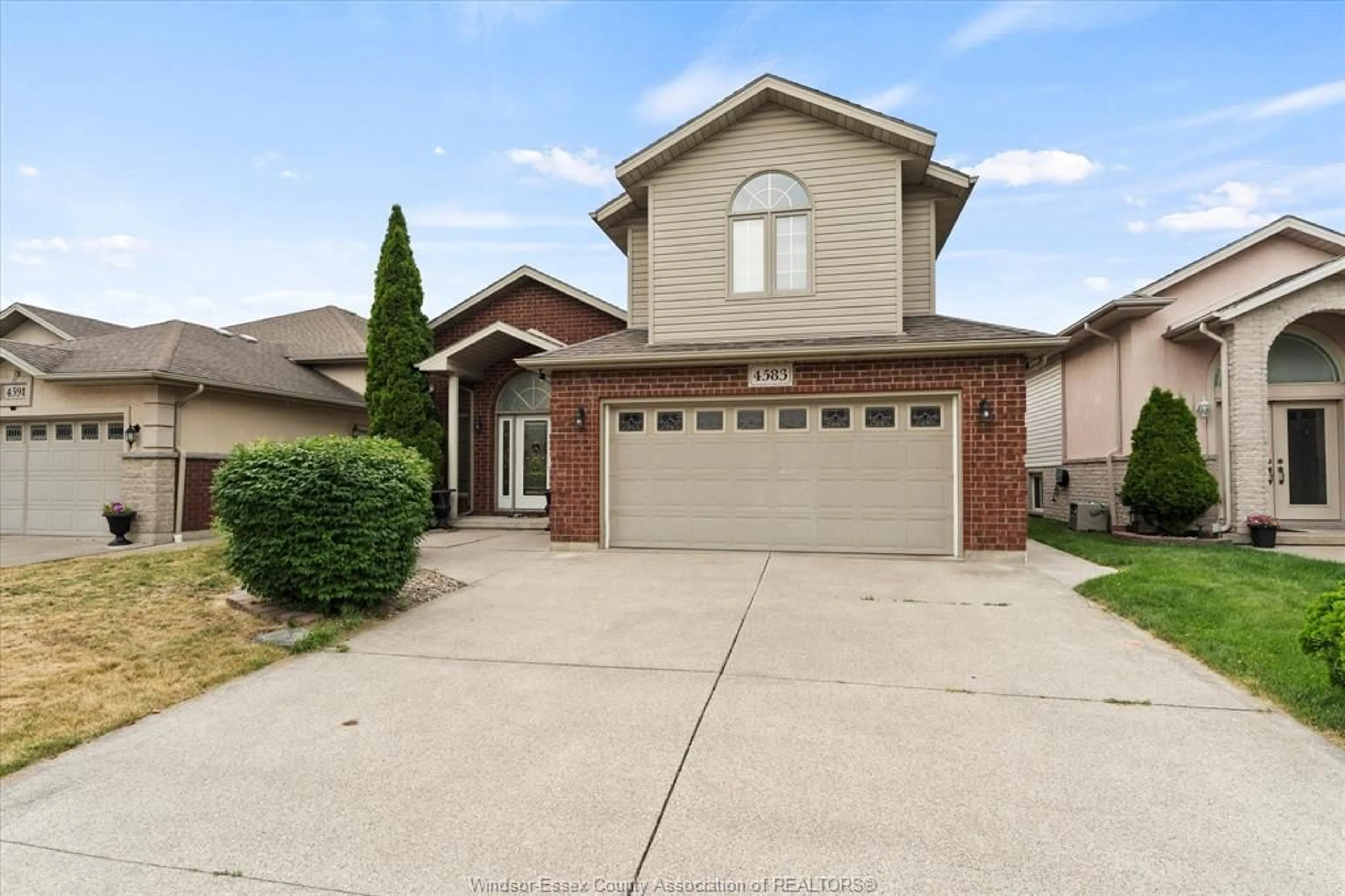 Home with brick exterior material, street for 4583 BRUNSWICK Ave, Windsor Ontario N9G 3G7