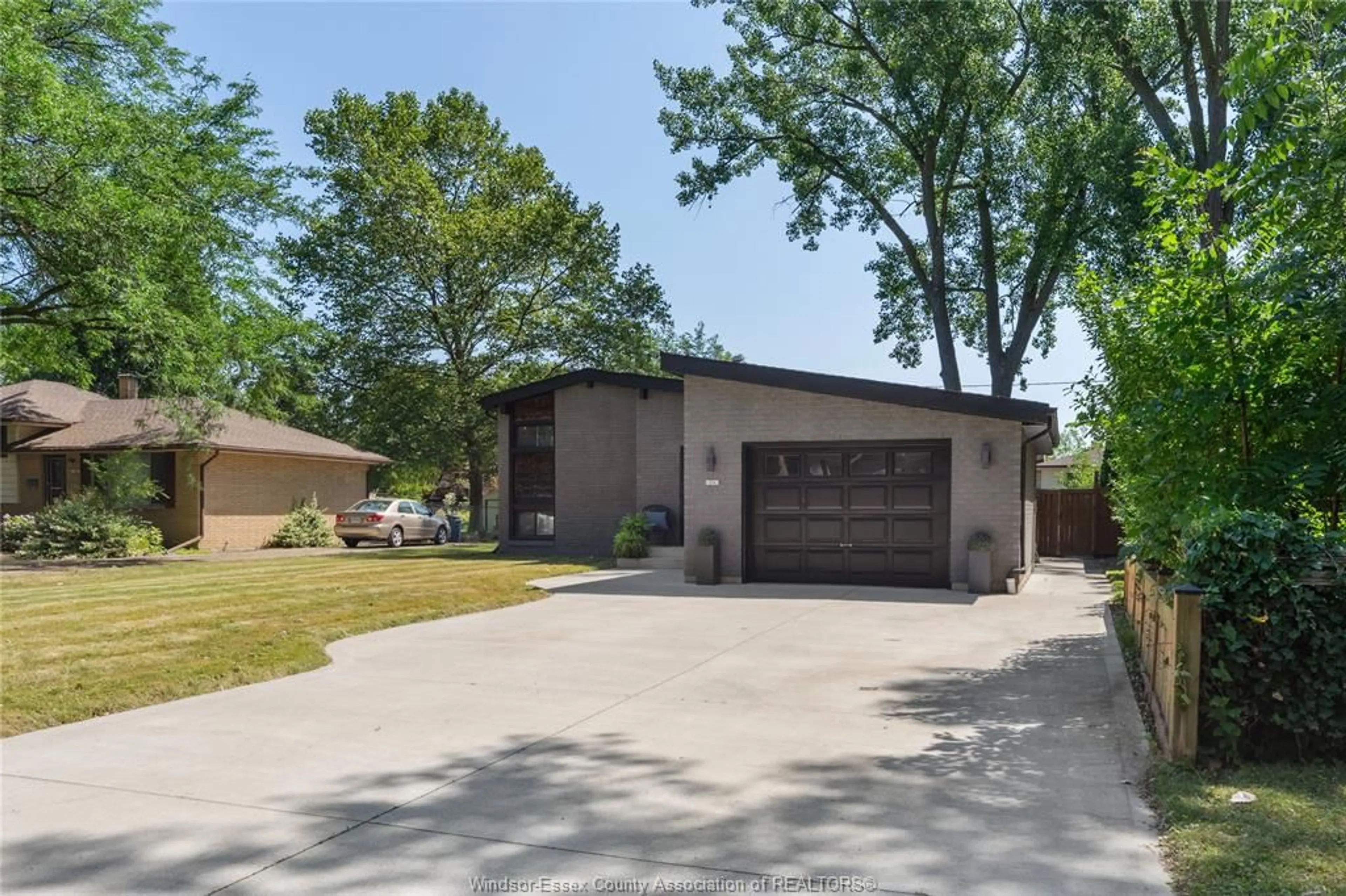 Unknown for 354 BARRY Ave, Tecumseh Ontario N8N 2G3