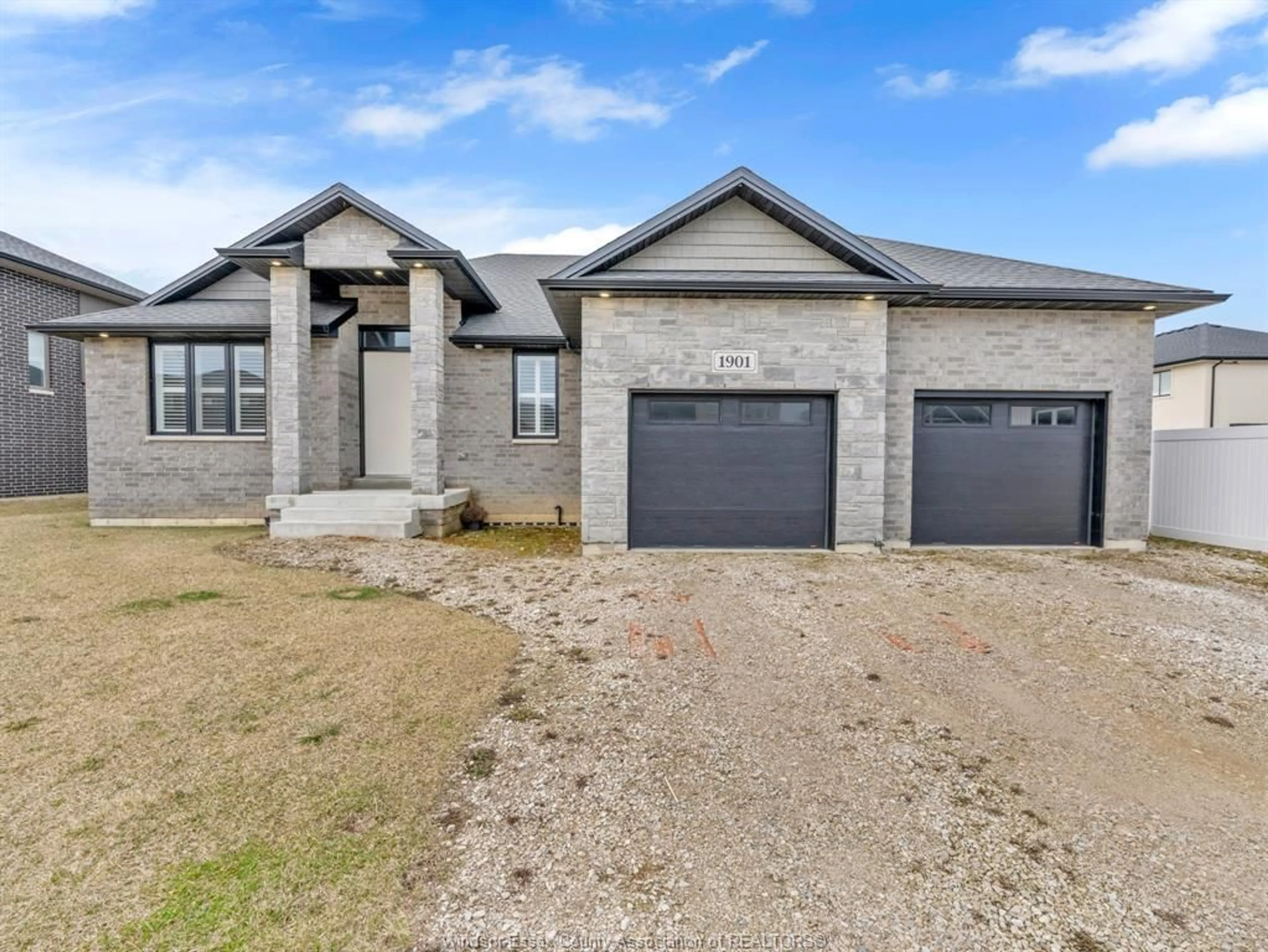 Home with brick exterior material, unknown for 1901 VILLA CANAL Dr, Kingsville Ontario N9Y 0G5