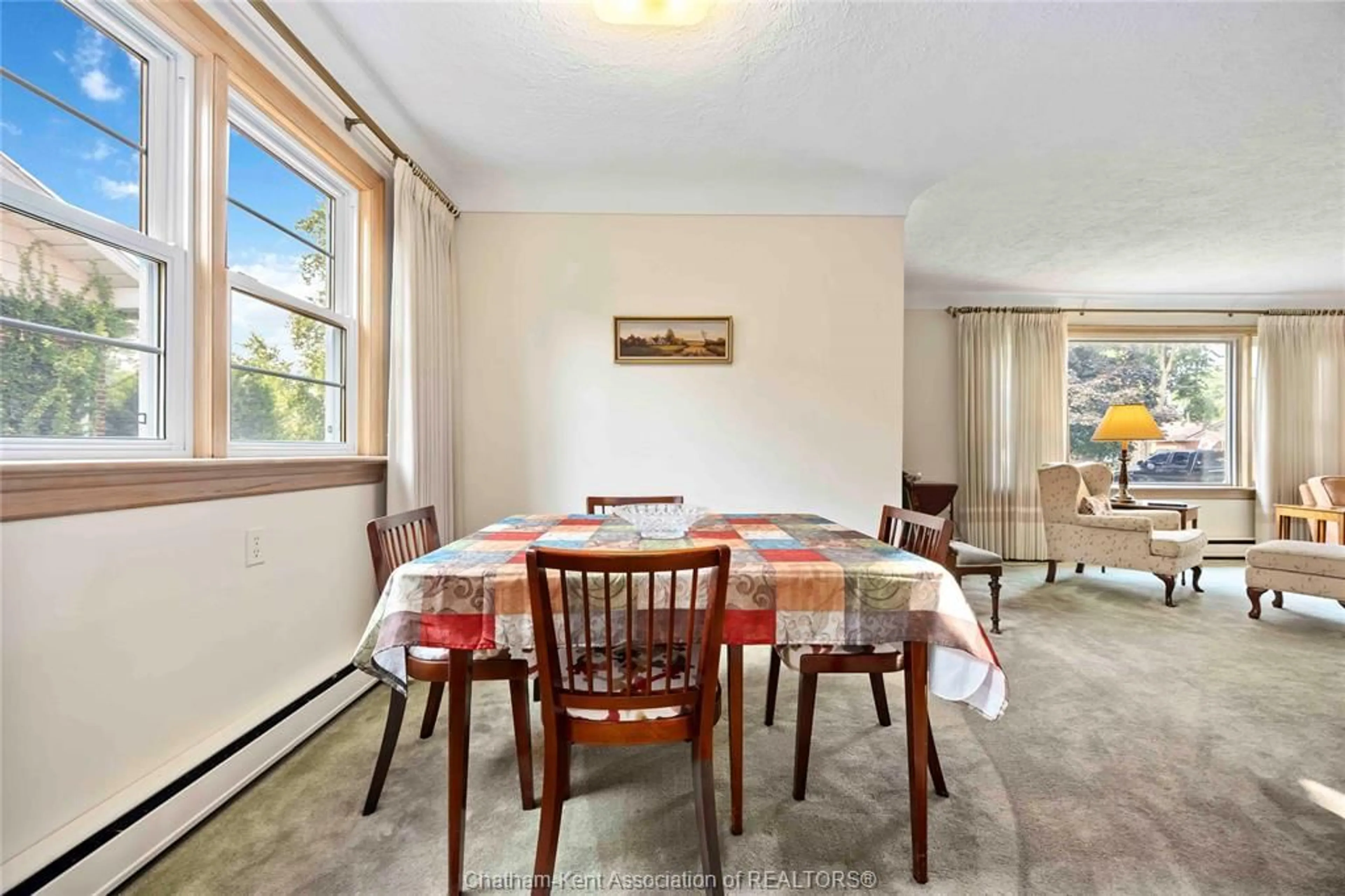 Dining room, unknown for 73 Phair Ave, Wallaceburg Ontario N8A 2M4