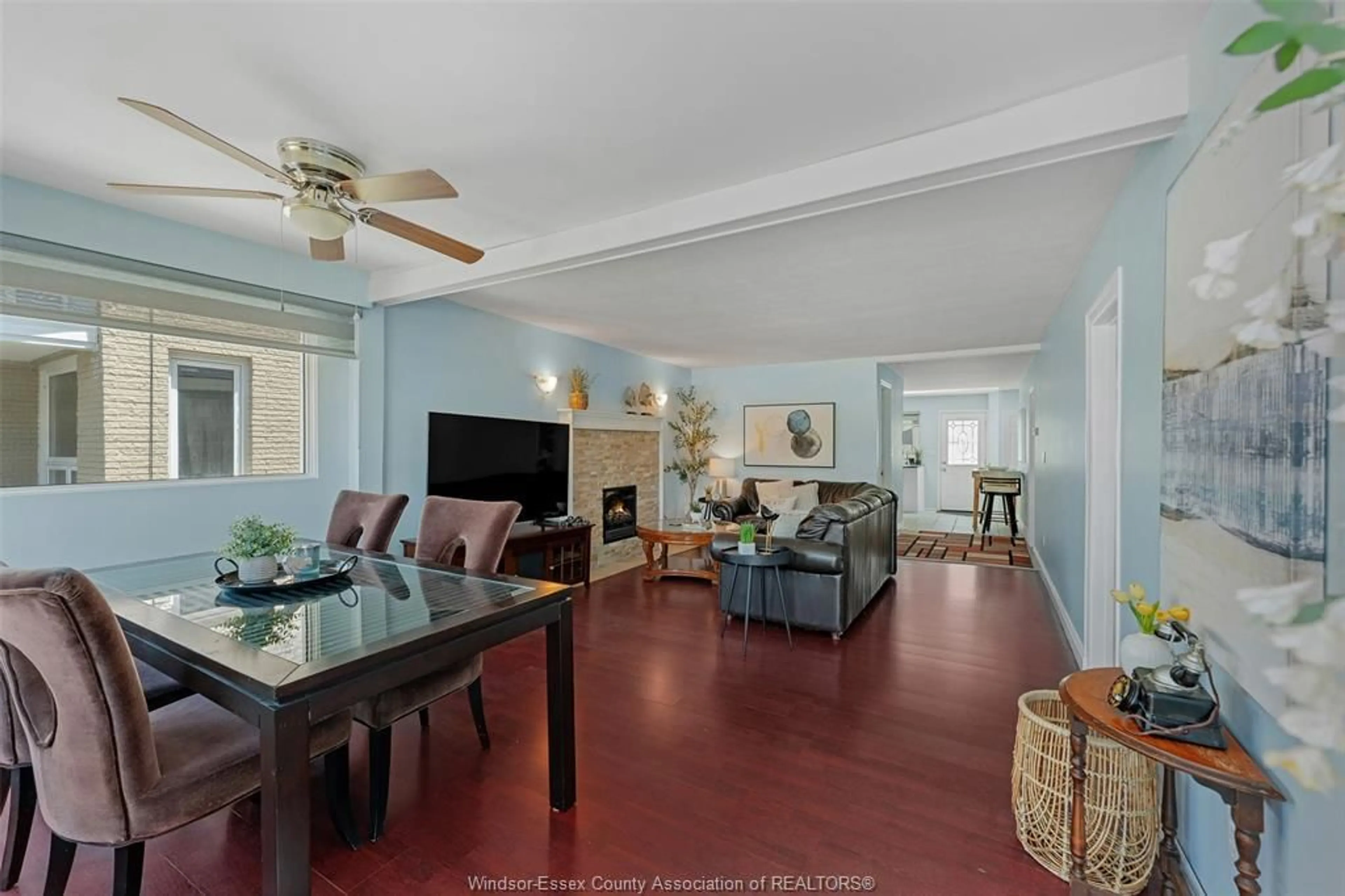 Living room with furniture, unknown for 7045 RIVERSIDE Dr, Windsor Ontario N8S 1C2
