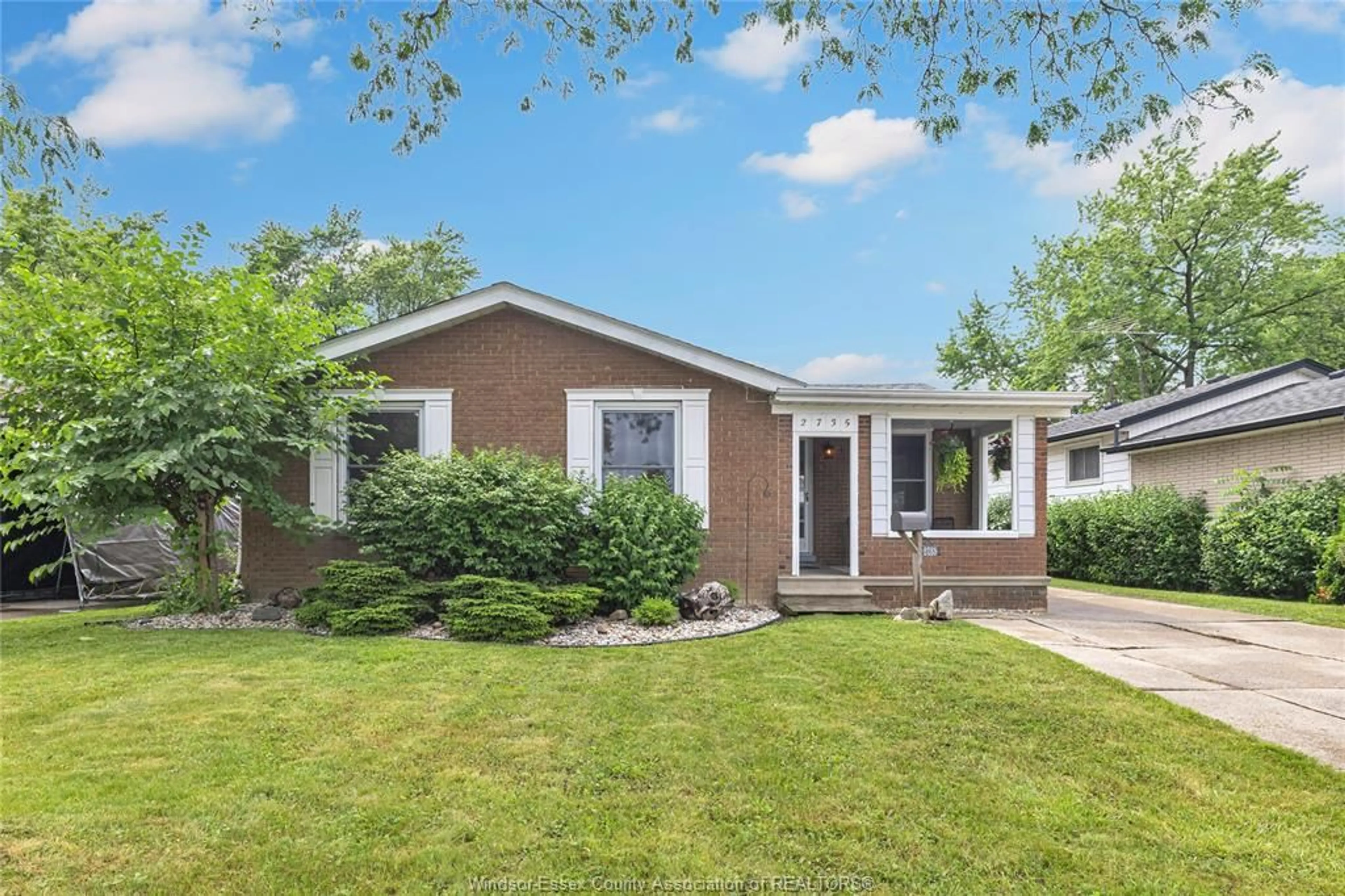 Home with brick exterior material, street for 2735 RIVARD, Windsor Ontario N8T 2H6