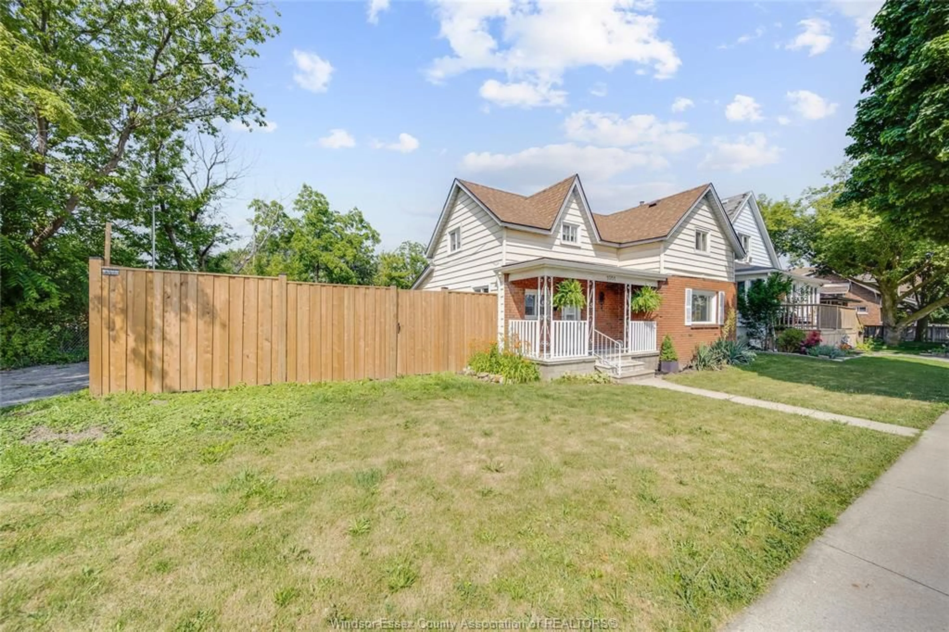 Unknown for 1051 PILLETTE Rd, Windsor Ontario N8Y 3B7