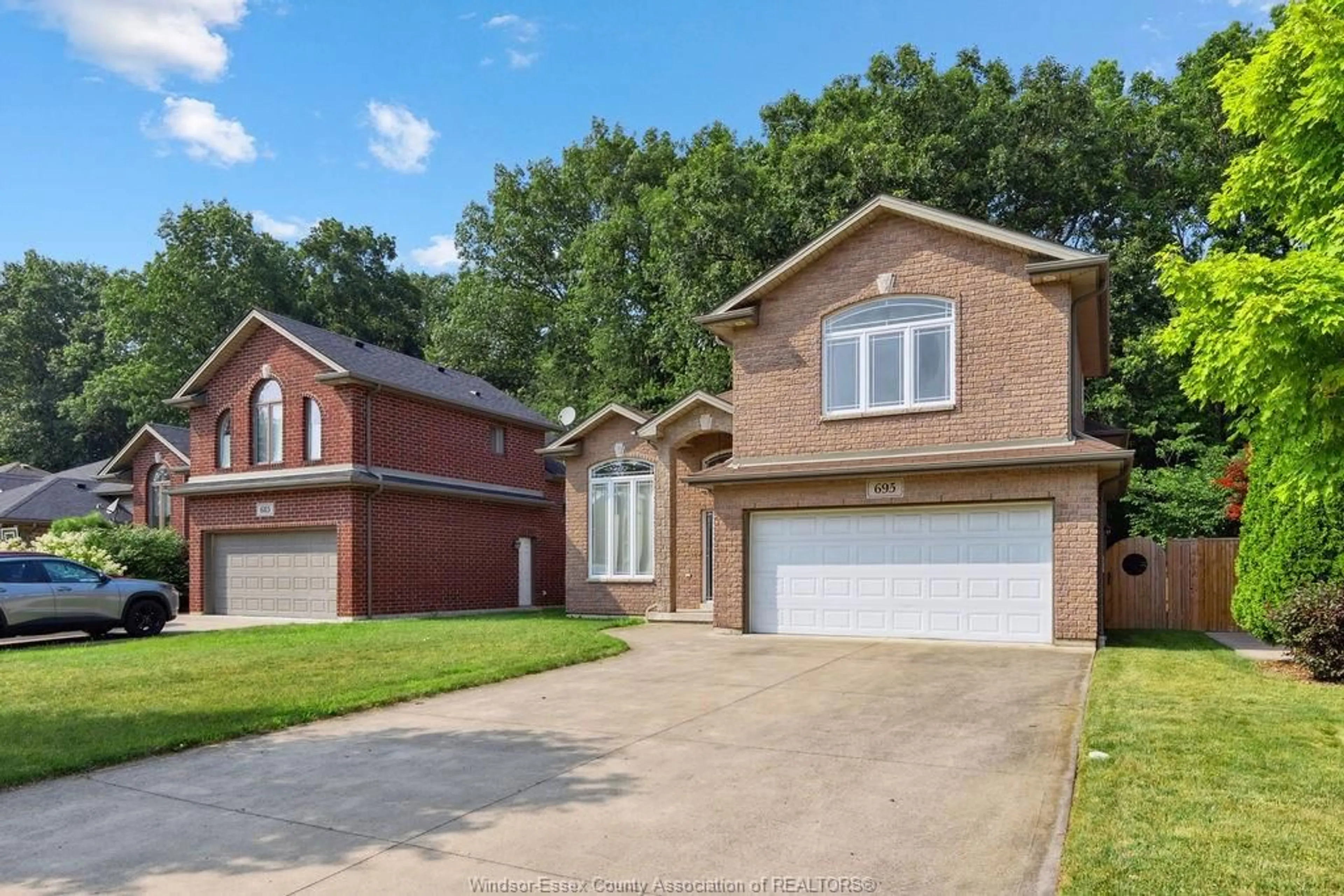Home with brick exterior material, street for 695 INTERNATIONAL Ave, LaSalle Ontario N9J 0A5