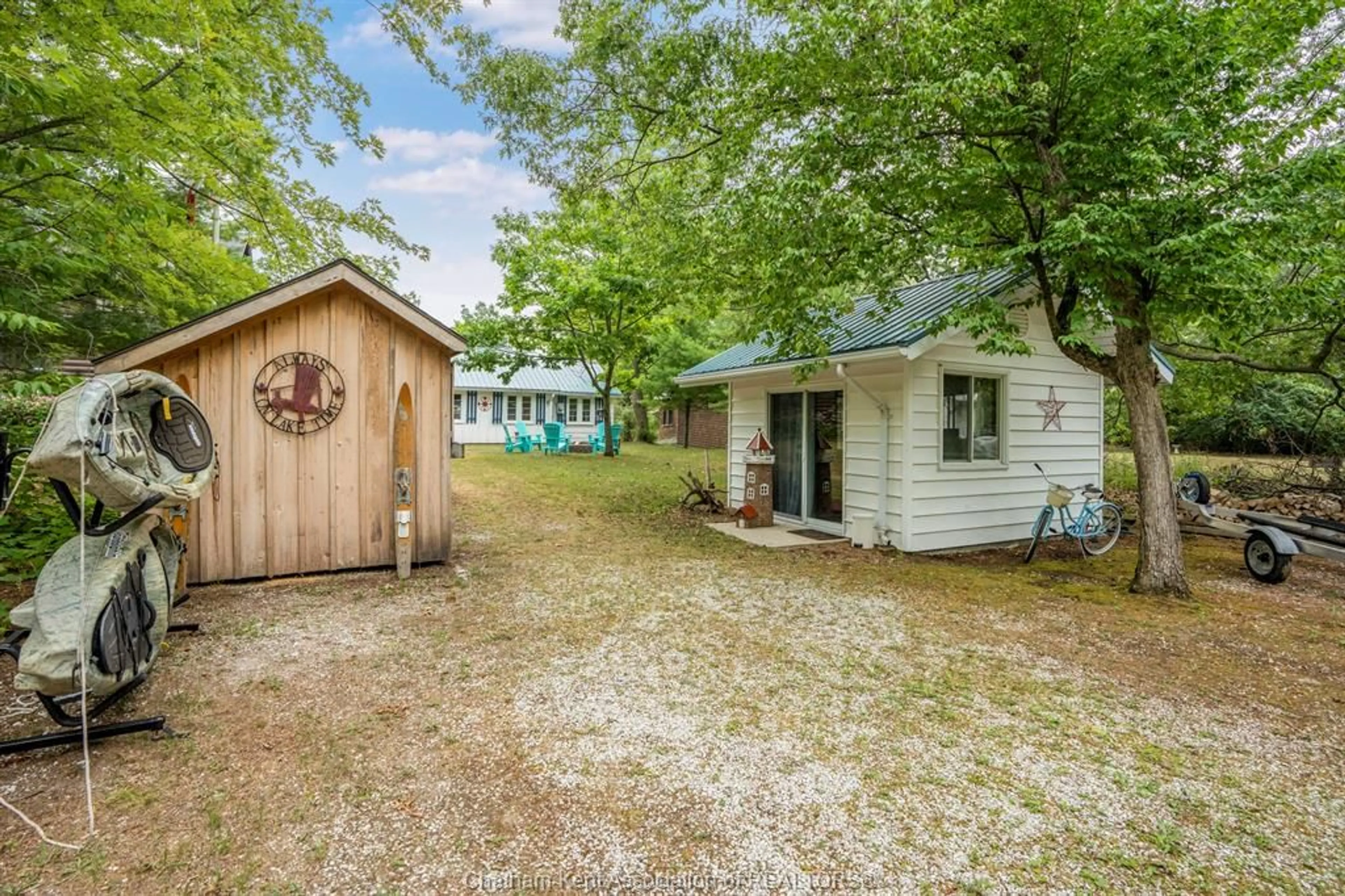 Shed for 17386 Lakeshore Rd, Rondeau Park Ontario N0P 1X0