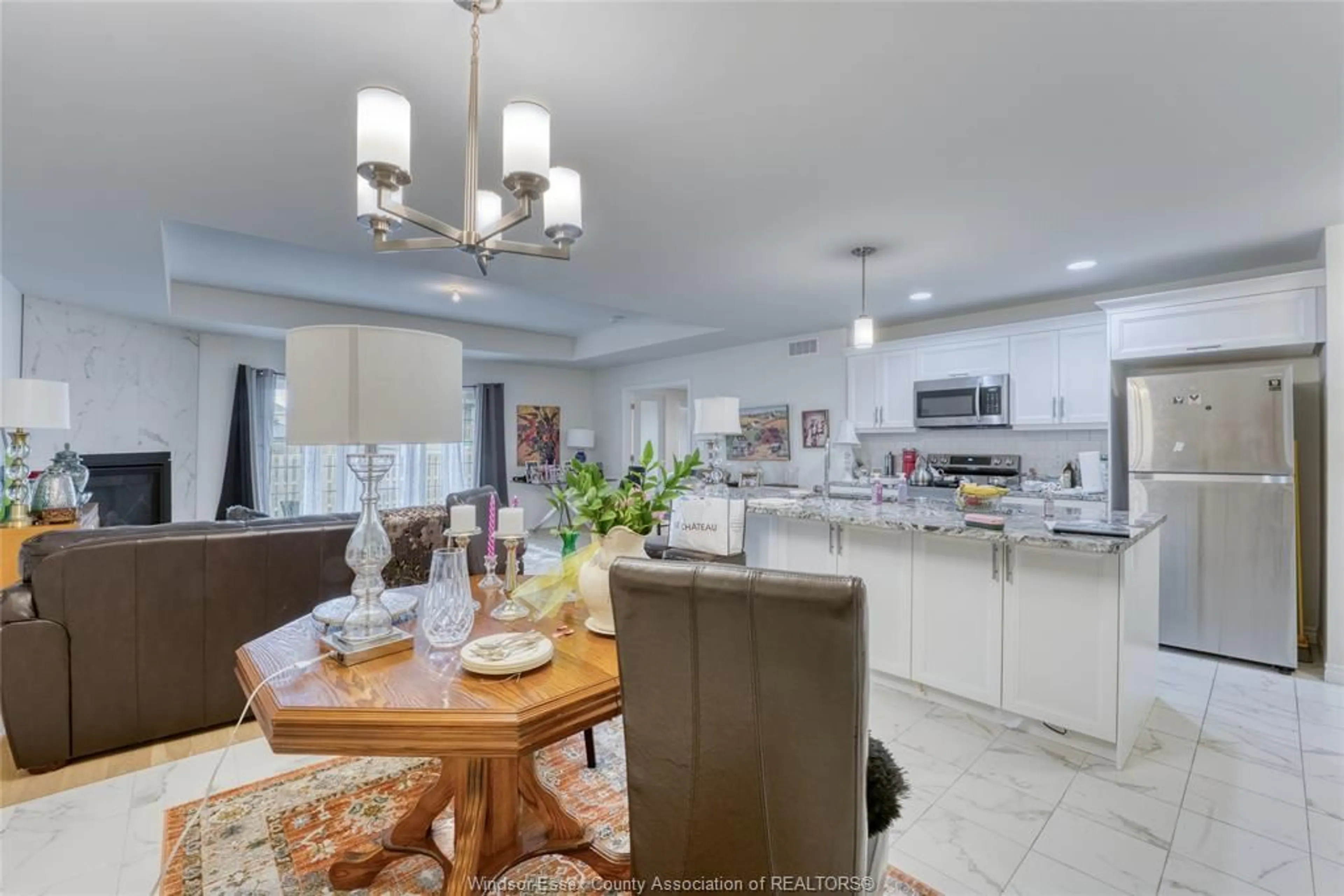 Open concept kitchen, ceramic/tile floor for 1090 Peabody, Windsor Ontario N8P 0C2