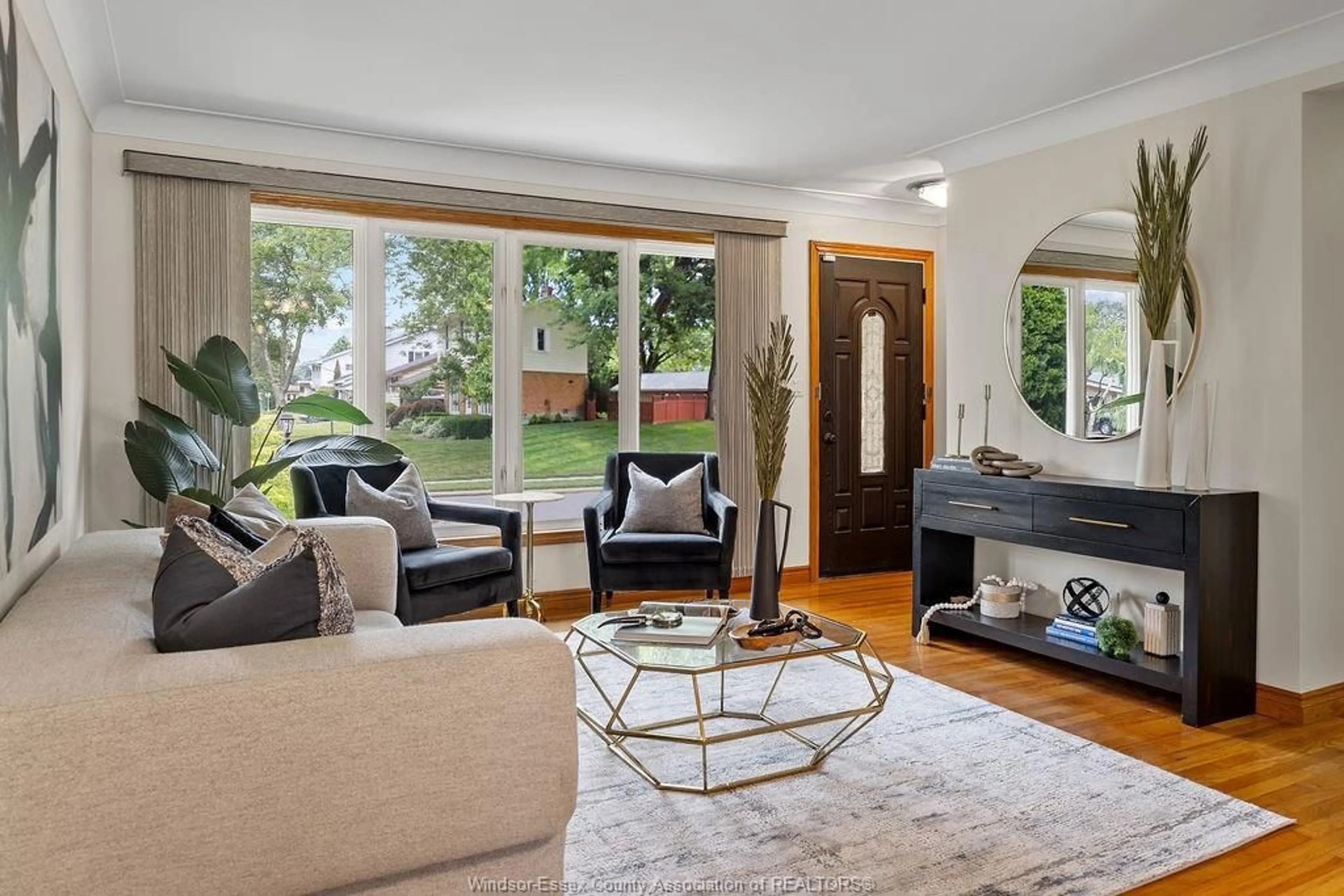 Living room with furniture, unknown for 3545 GLENWOOD, Windsor Ontario N9E 2Y6