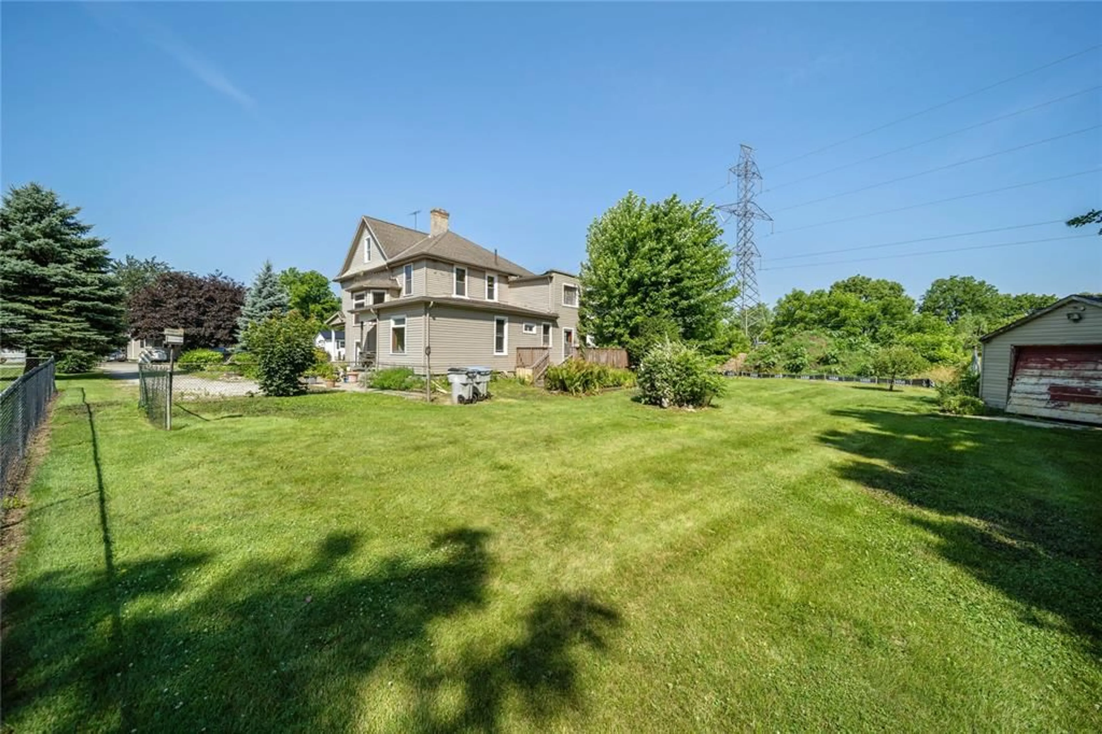 A pic from outside/outdoor area/front of a property/back of a property/a pic from drone, unknown for 3192 RIVER Rd, Brooke-Alvinston Ontario N0N 1A0
