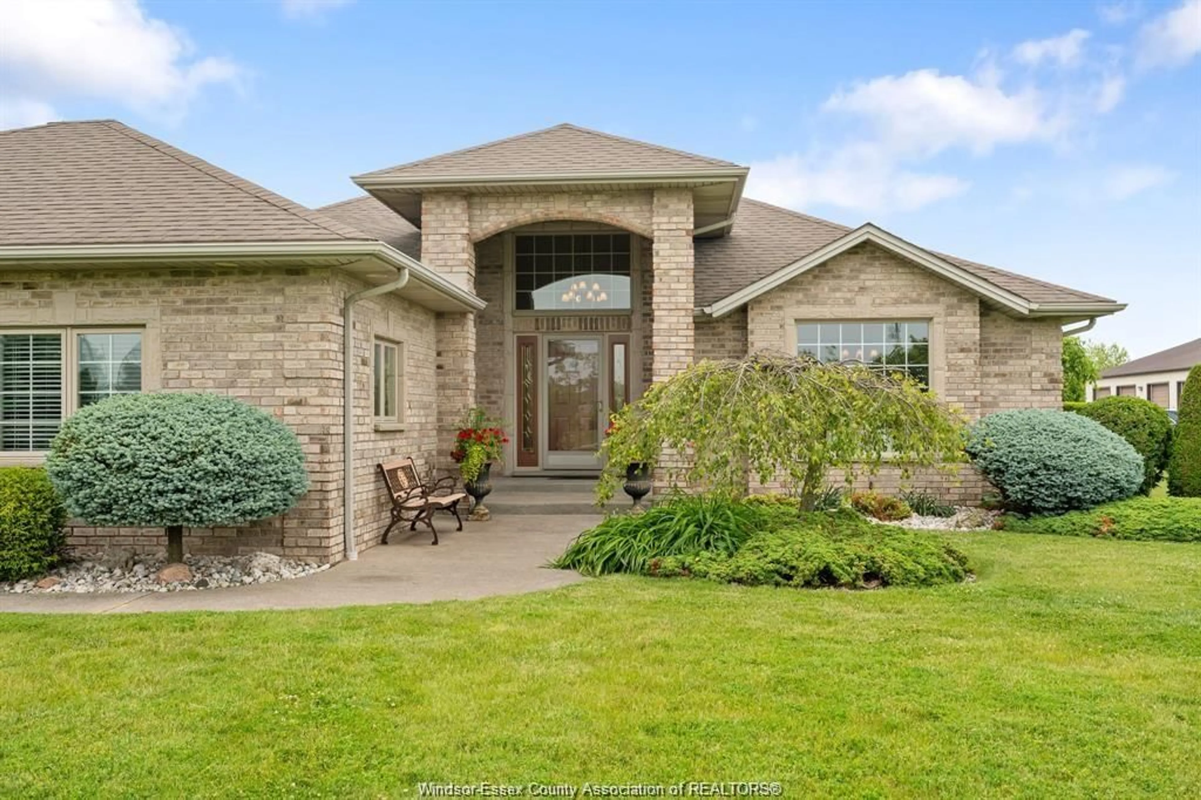 Home with brick exterior material, water/lake/river/ocean view for 5569 CONCESSION RD 5, Amherstburg Ontario N9V 2Y9