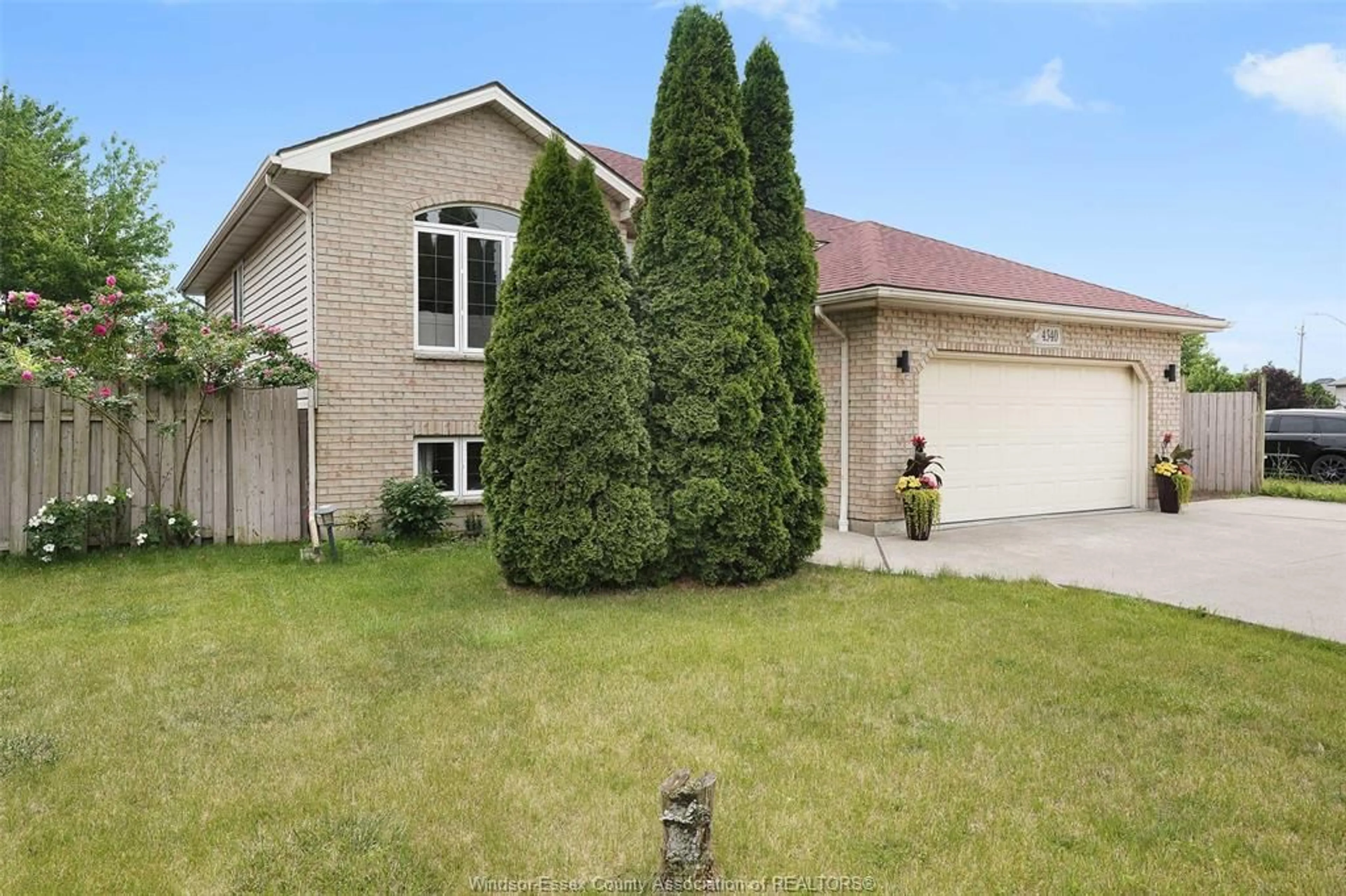 Unknown for 4340 SIXTH CONCESSION Rd, Windsor Ontario N9G 2S1