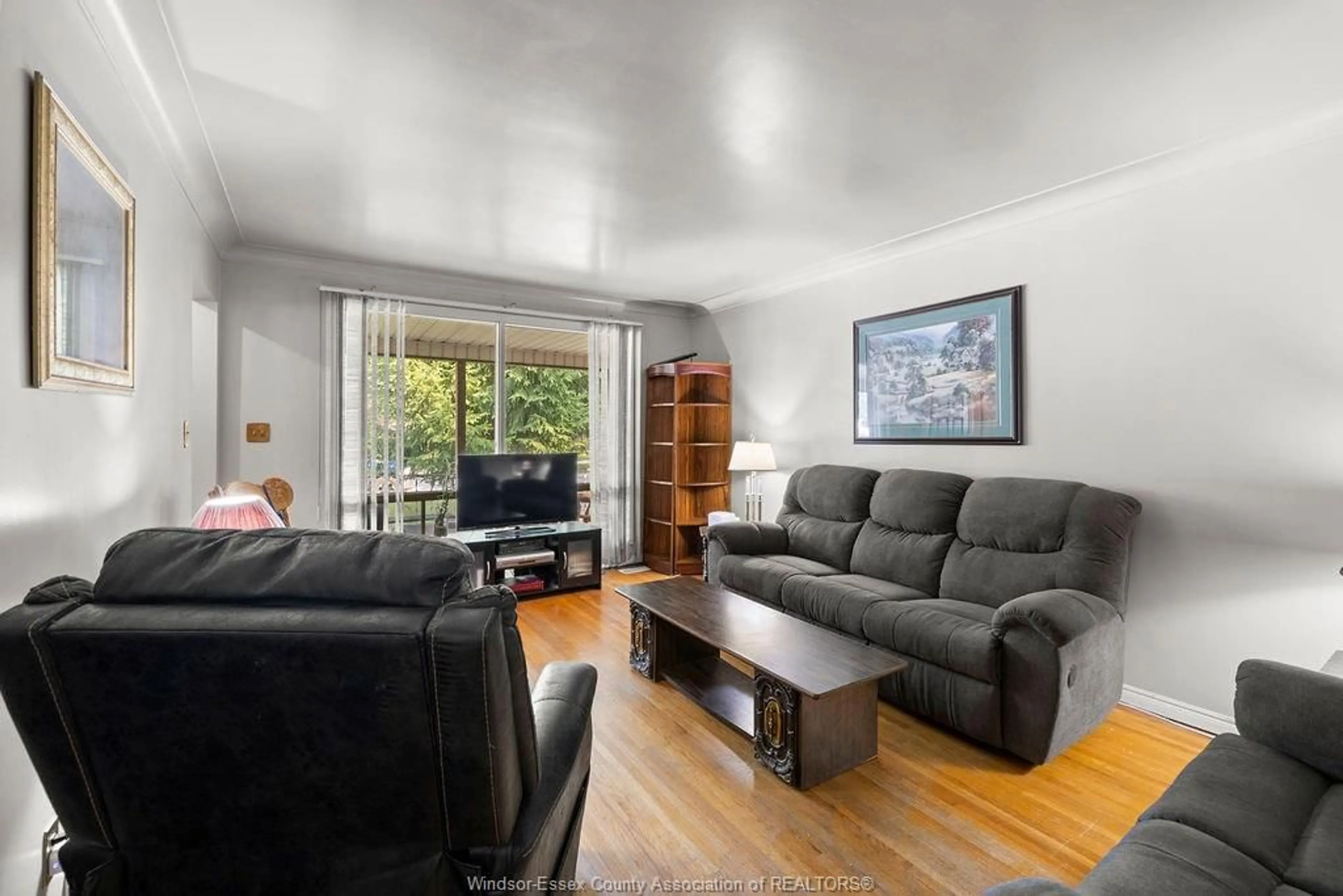 Living room with furniture, unknown for 4014 Whitney Ave, Windsor Ontario N9C 2C6