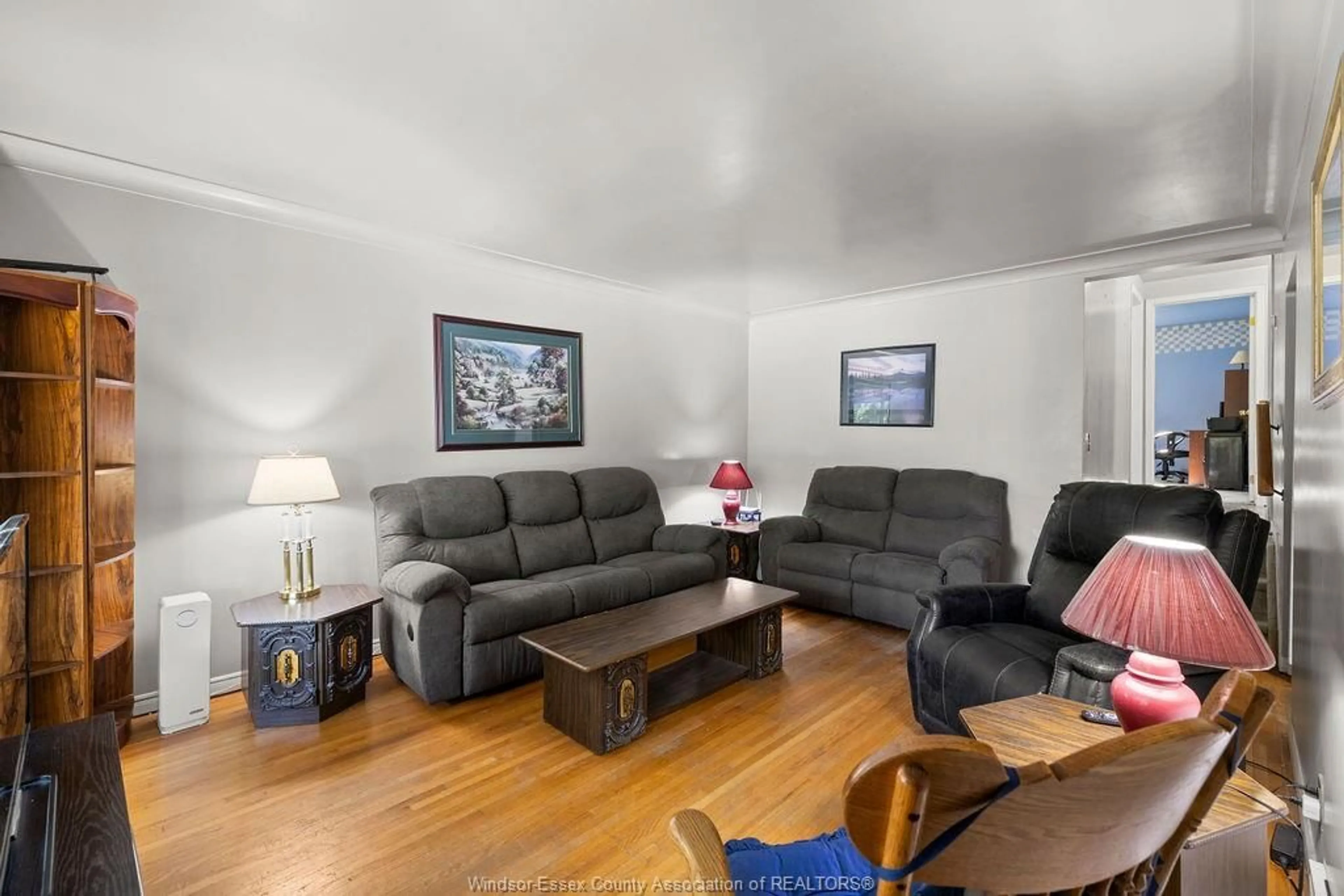 Living room with furniture, unknown for 4014 Whitney Ave, Windsor Ontario N9C 2C6