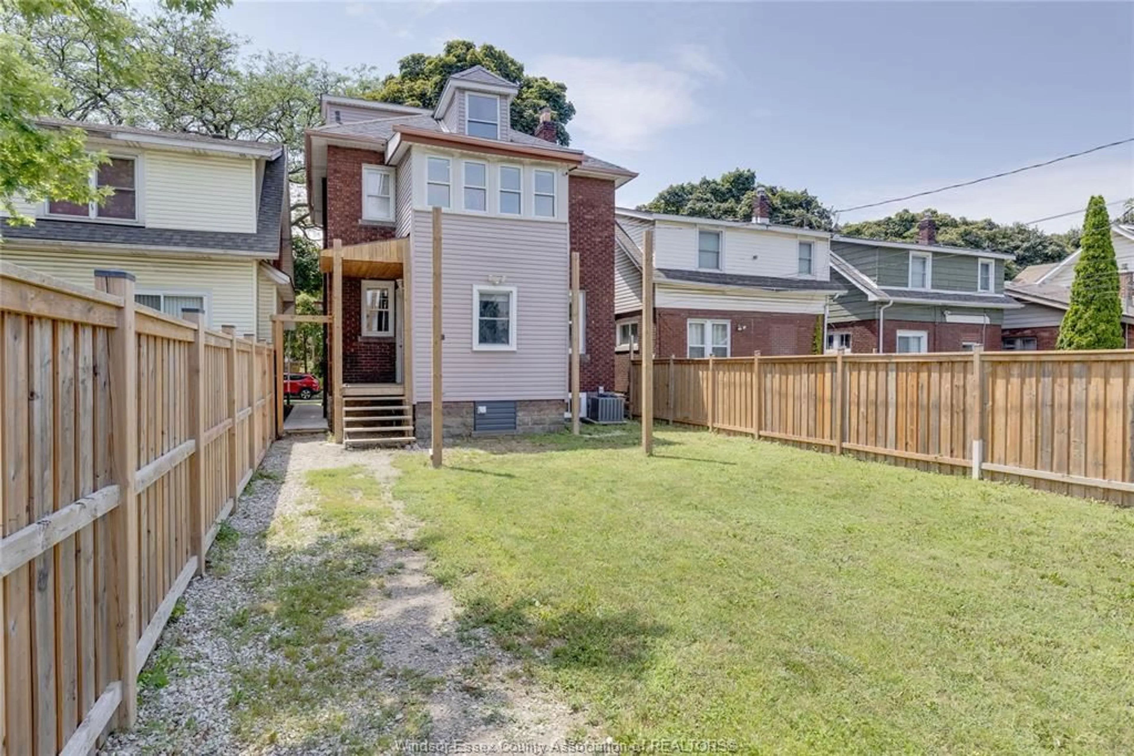 Home with brick exterior material, street for 1372 Gladstone, Windsor Ontario N8X 1L8