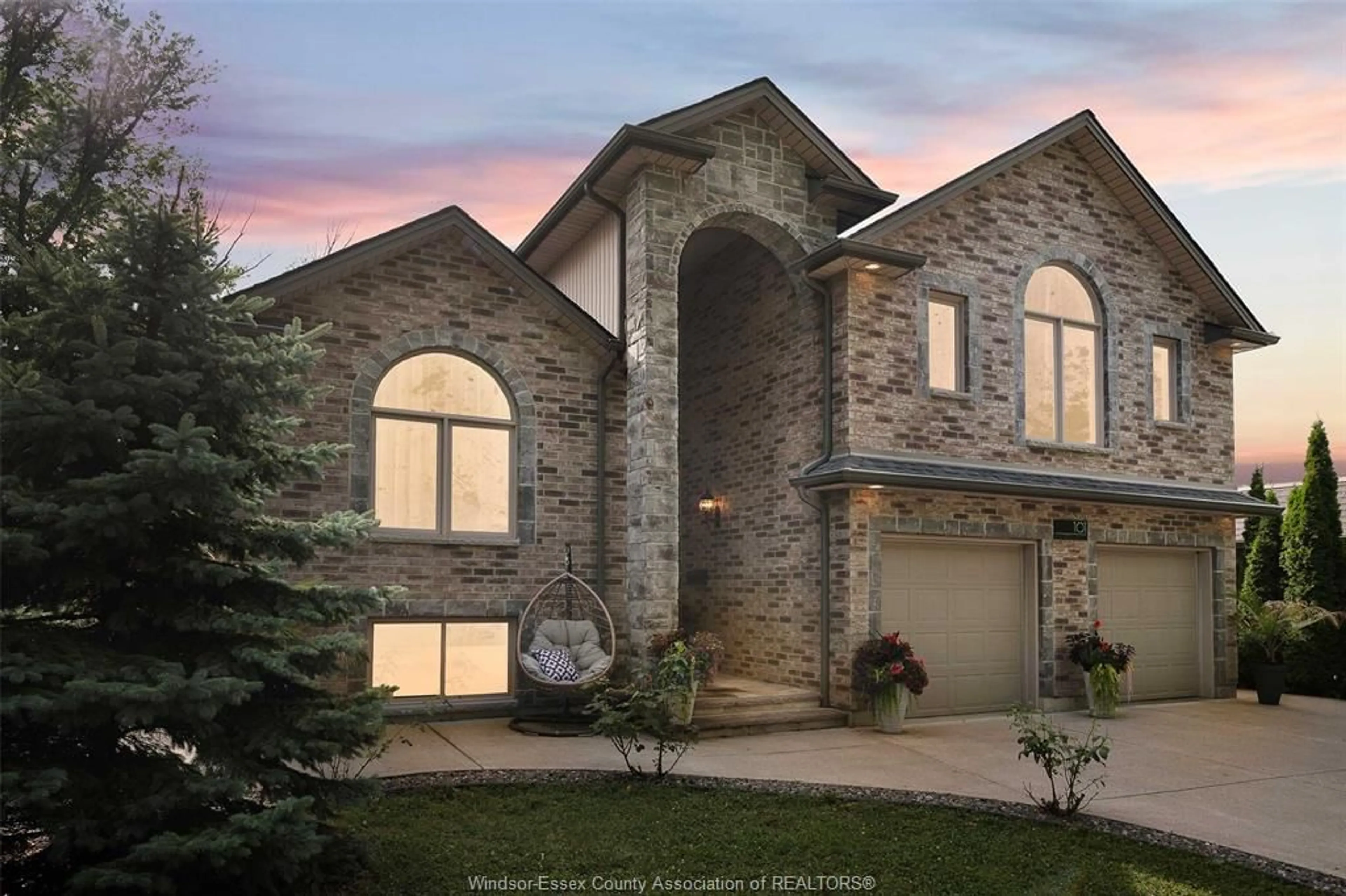 Home with brick exterior material, unknown for 101 ARLINGTON Blvd, Tecumseh Ontario N8N 2J6