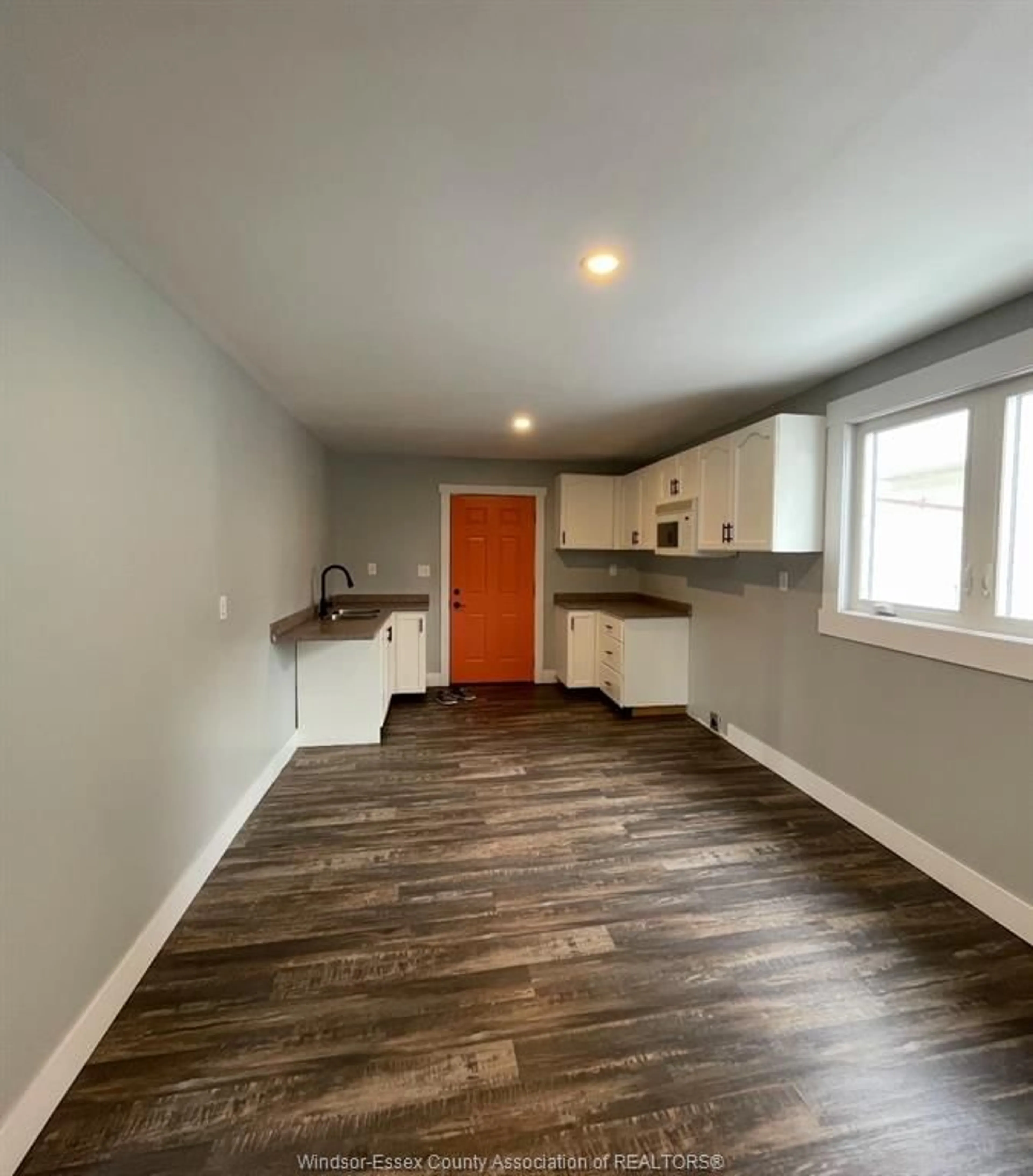 A pic of a room for 6 ELLA St, Tilbury Ontario N0P 2L0
