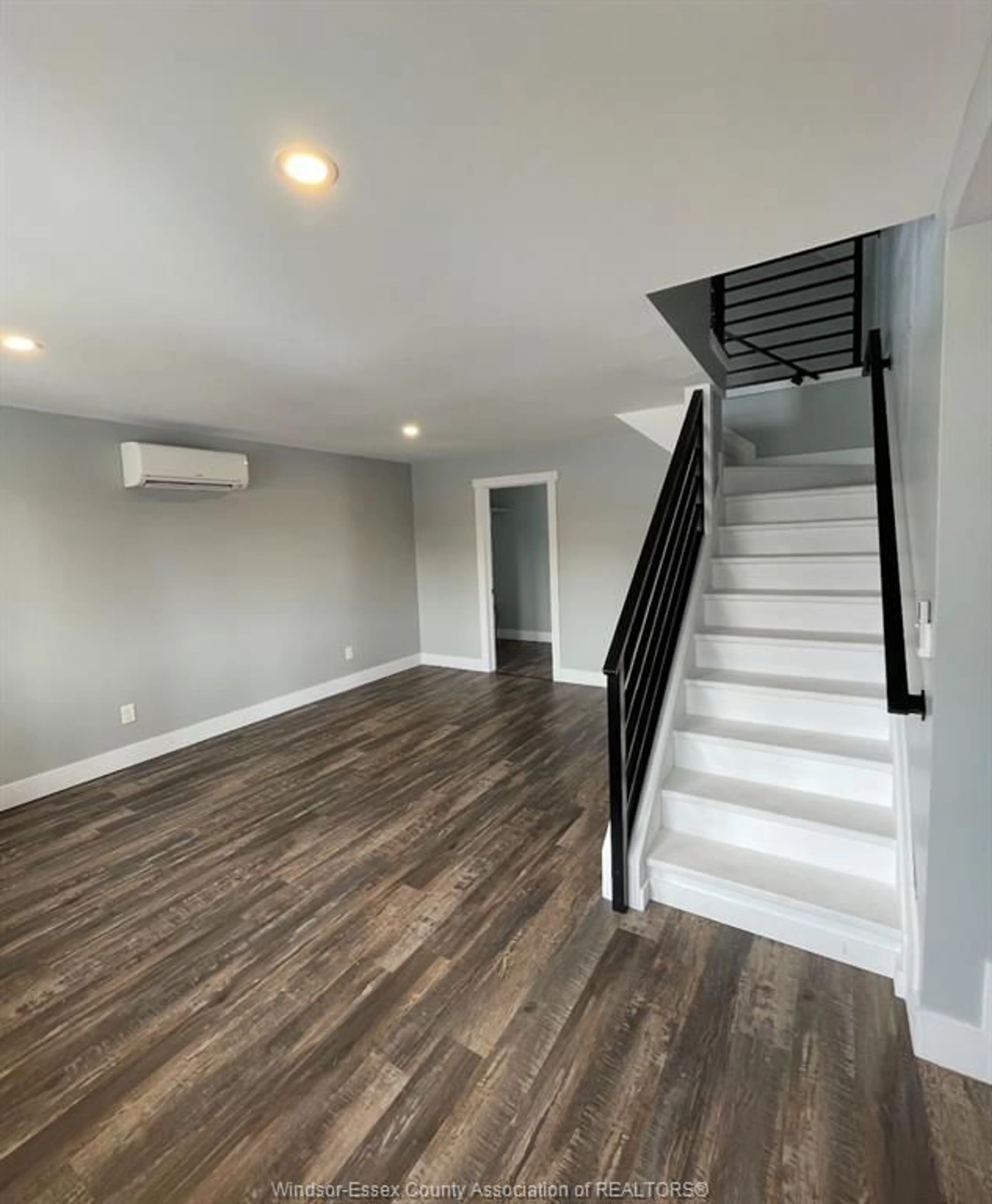 A pic of a room for 6 ELLA St, Tilbury Ontario N0P 2L0