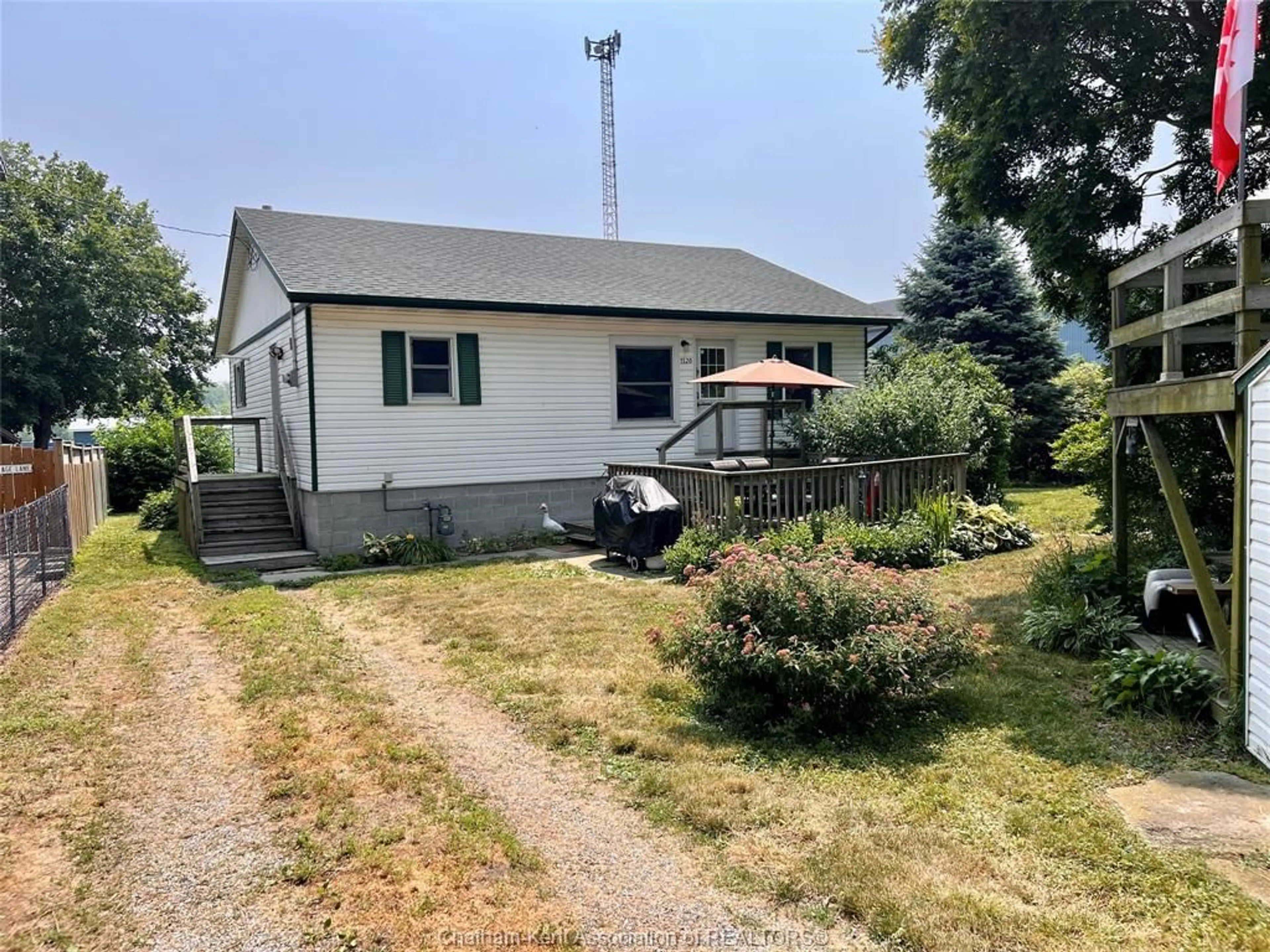 A pic from outside/outdoor area/front of a property/back of a property/a pic from drone, unknown for 1520 Kerr Ave, Erieau Ontario N0P 1N0