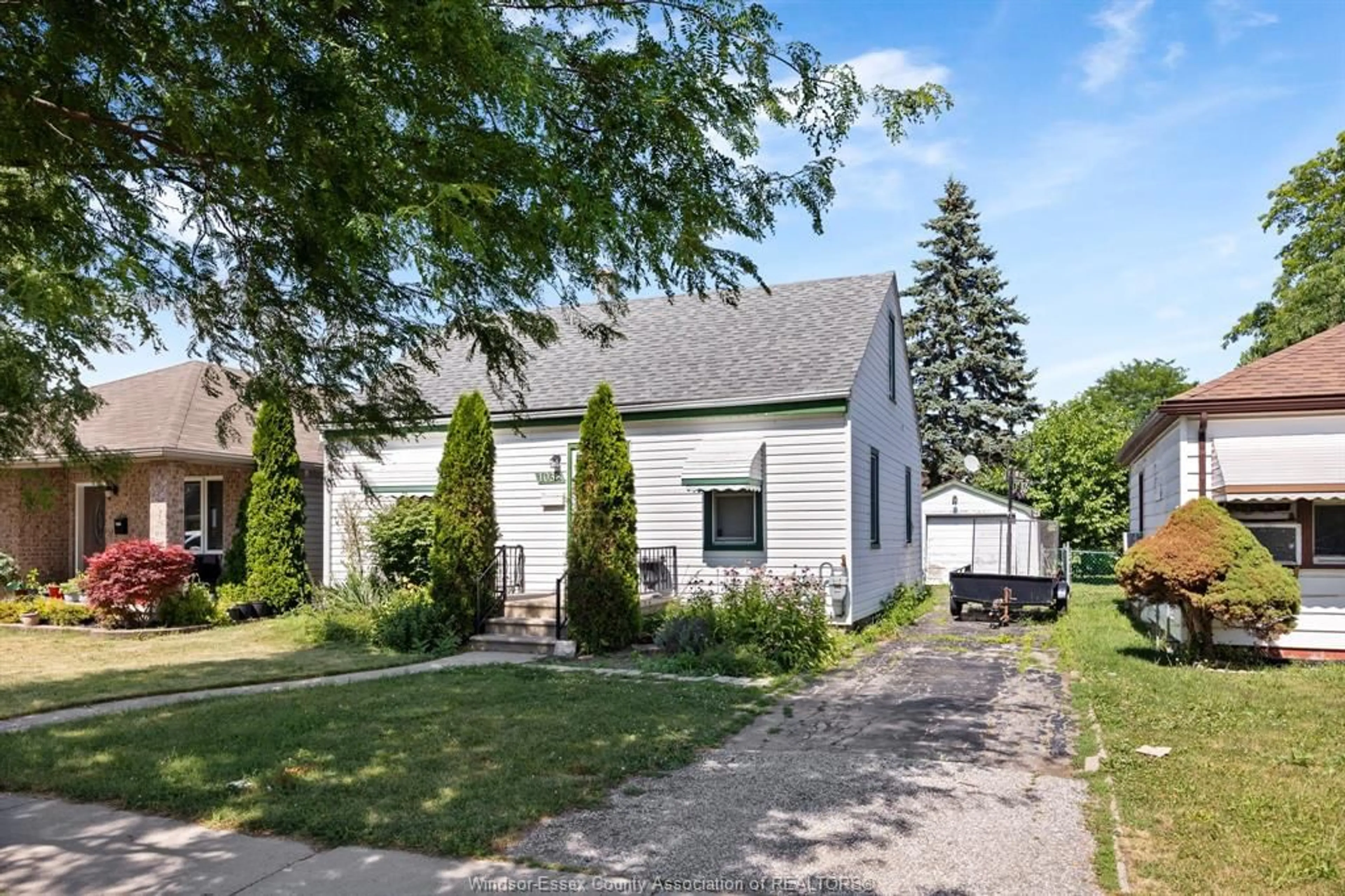 Home with vinyl exterior material, street for 1038 ESDRAS, Windsor Ontario N8S 2N2