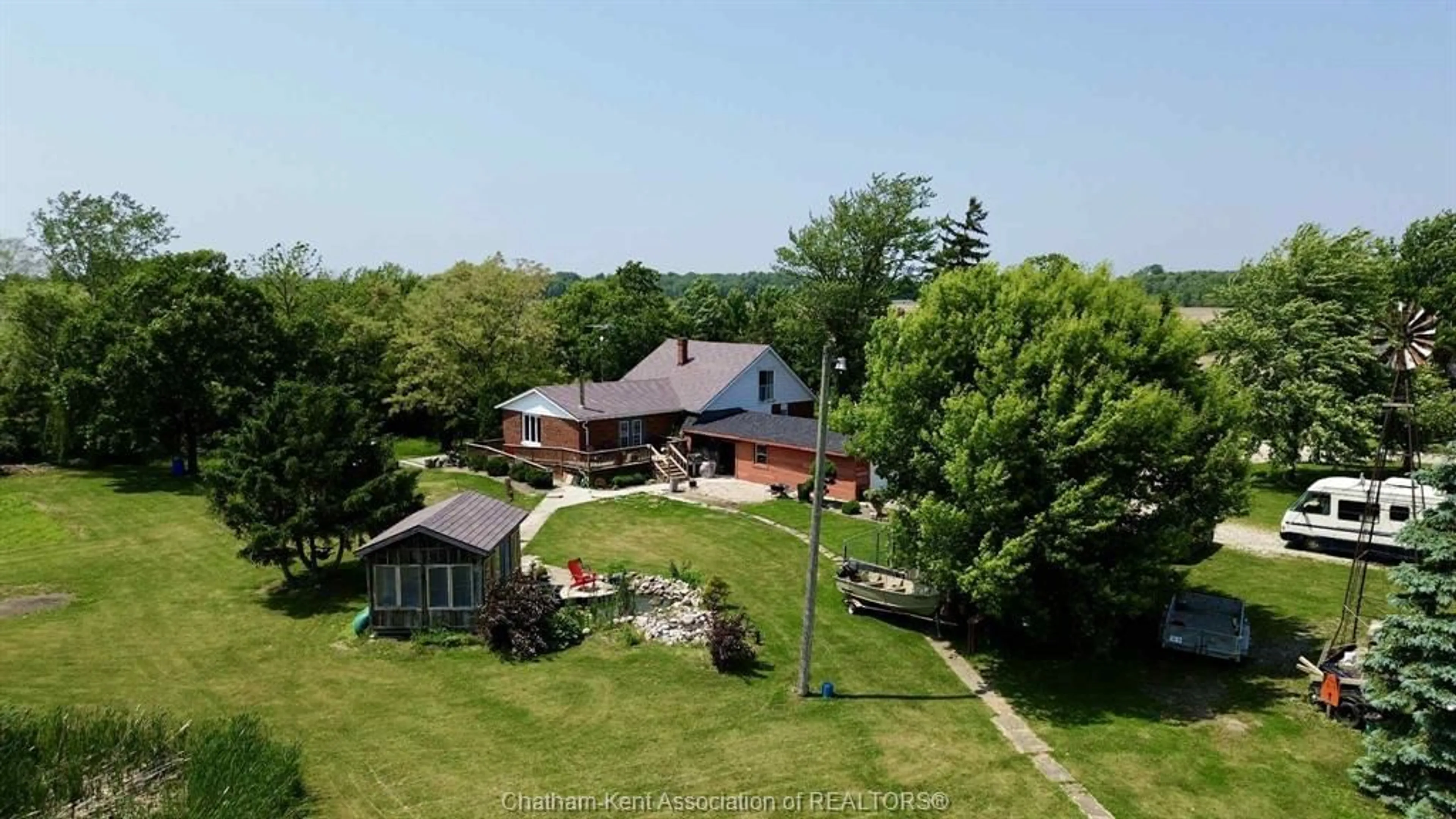 A pic from outside/outdoor area/front of a property/back of a property/a pic from drone, unknown for 803 Smith Line, Sombra Ontario N0P 2H0