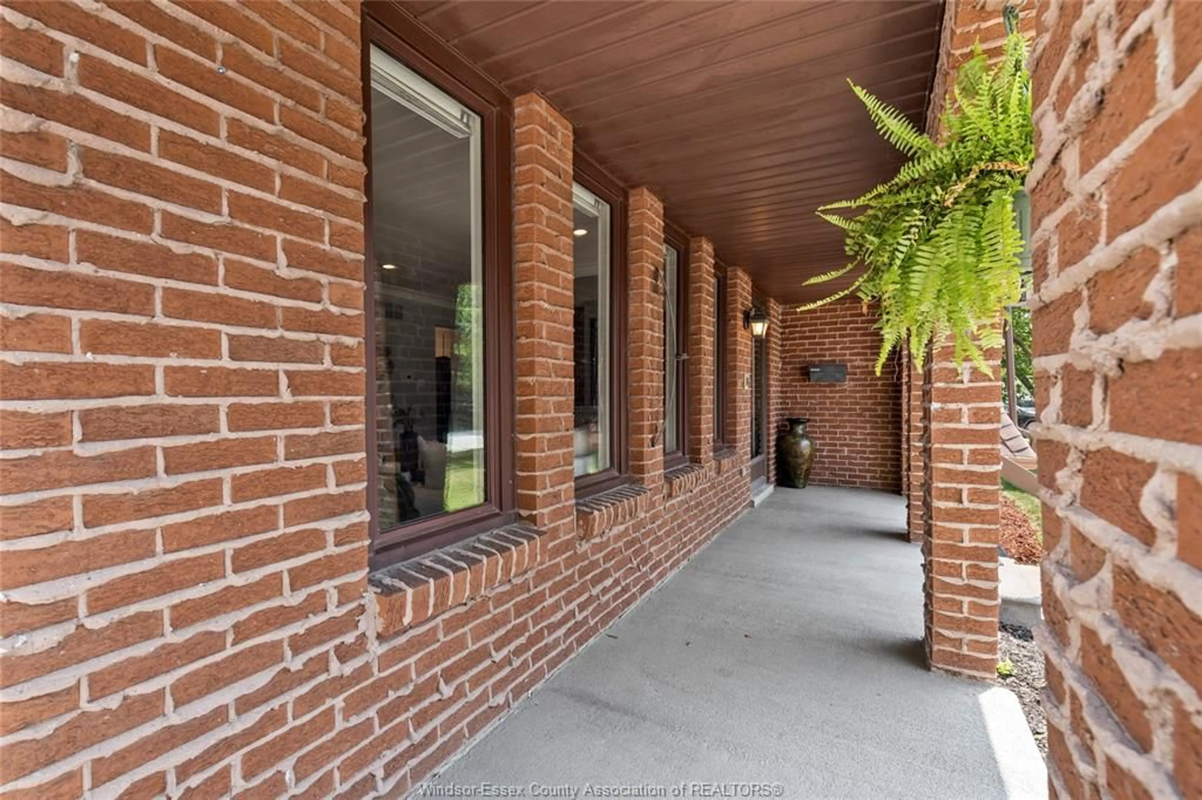 Home with brick exterior material, unknown for 370 CENTENNIAL, Tecumseh Ontario N8N 2P2