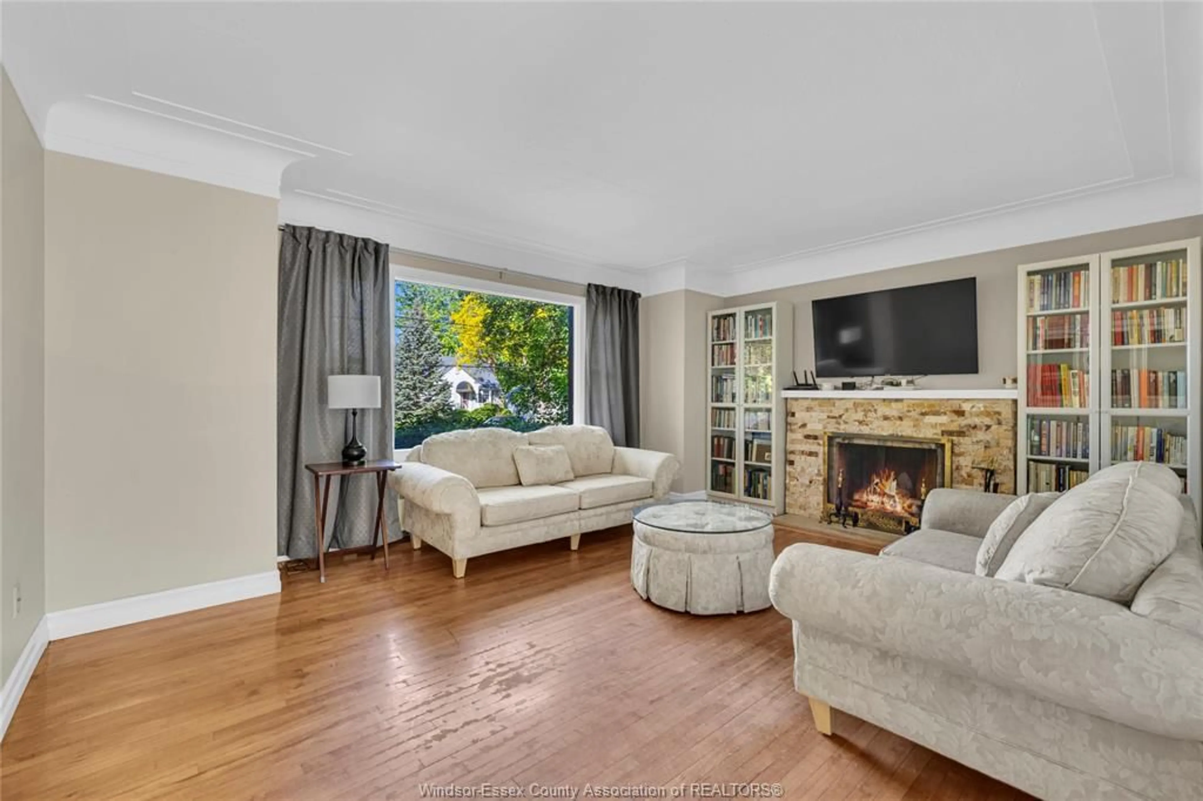 Living room with furniture, unknown for 4330 CASGRAIN Dr, Windsor Ontario N9G 2B1