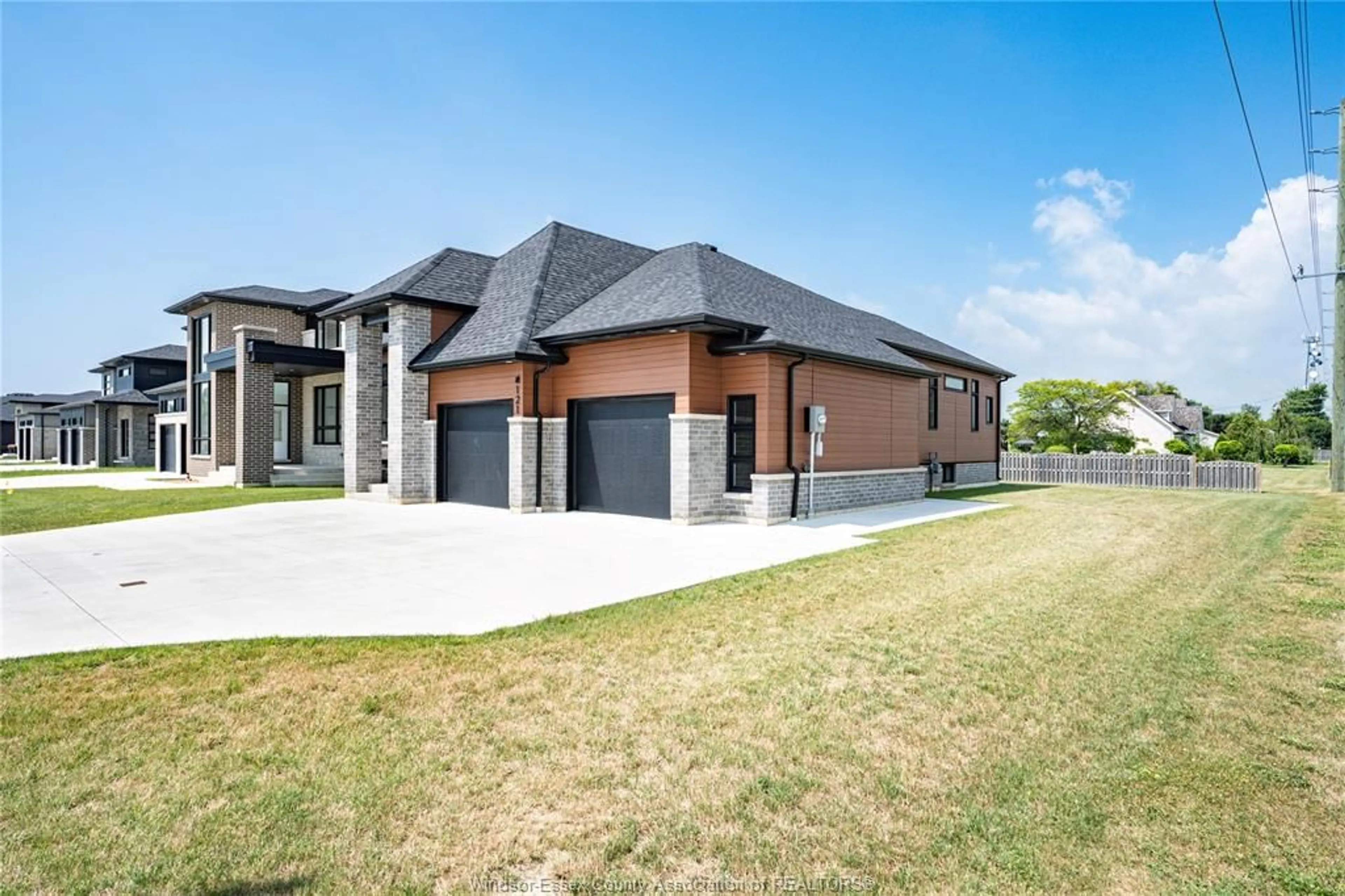 Home with brick exterior material, unknown for 121 HAZEL, Kingsville Ontario N9Y 0A9