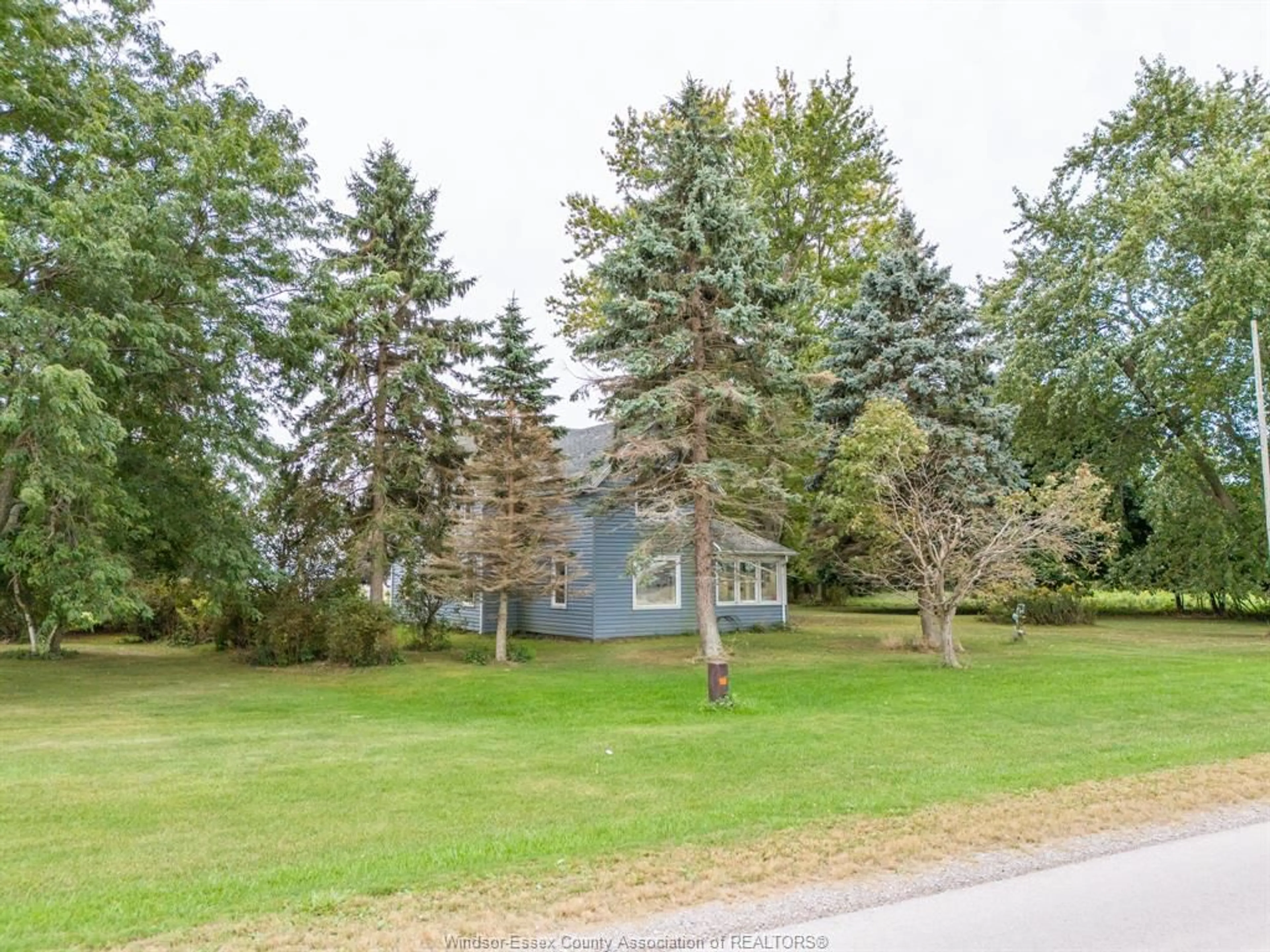 A pic from outside/outdoor area/front of a property/back of a property/a pic from drone, street for 3766 TALBOT TRAIL, Chatham-Kent Ontario N0P 2P0