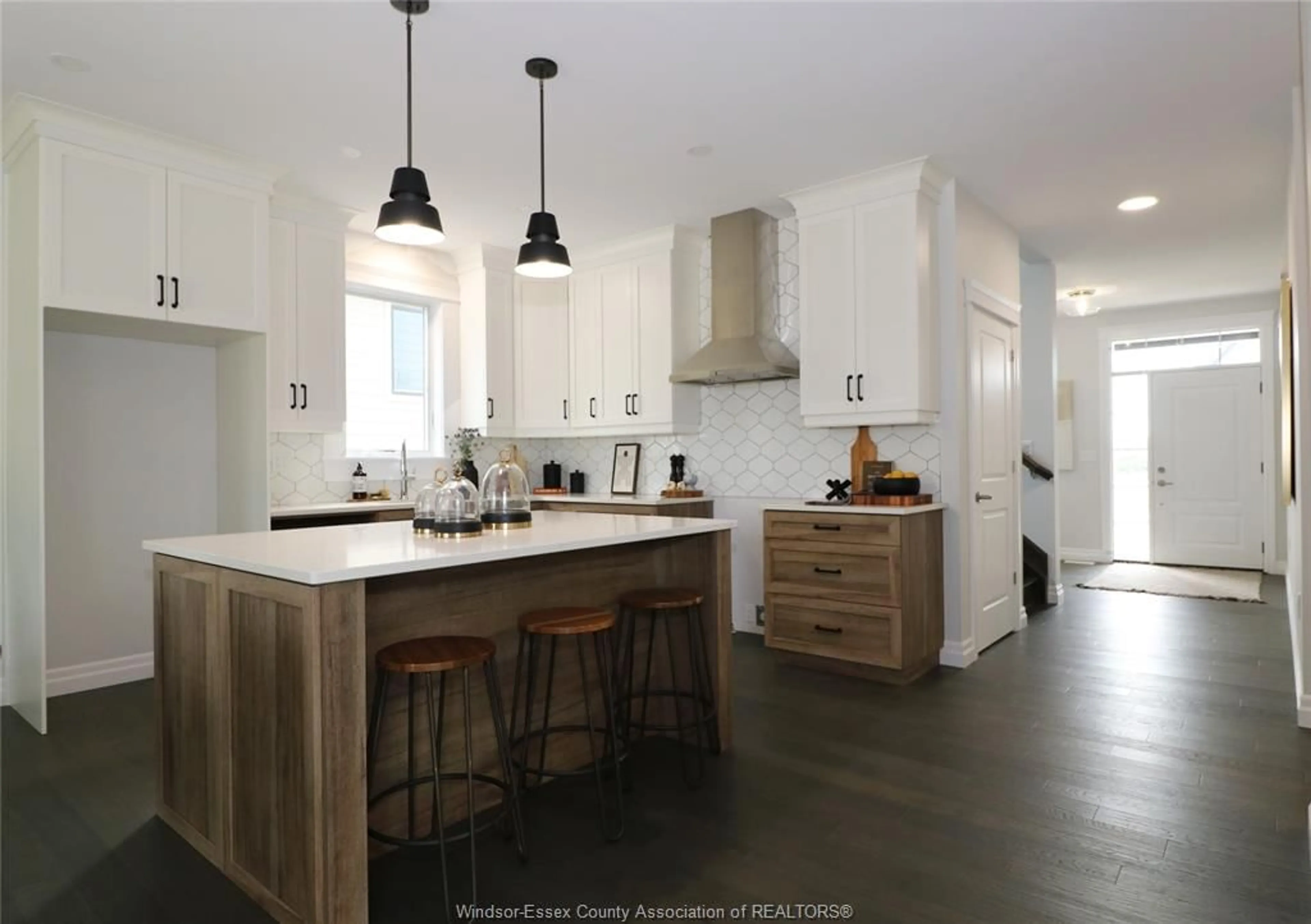 Open concept kitchen, unknown for 47 BELLEVIEW, Kingsville Ontario N0R 1B0