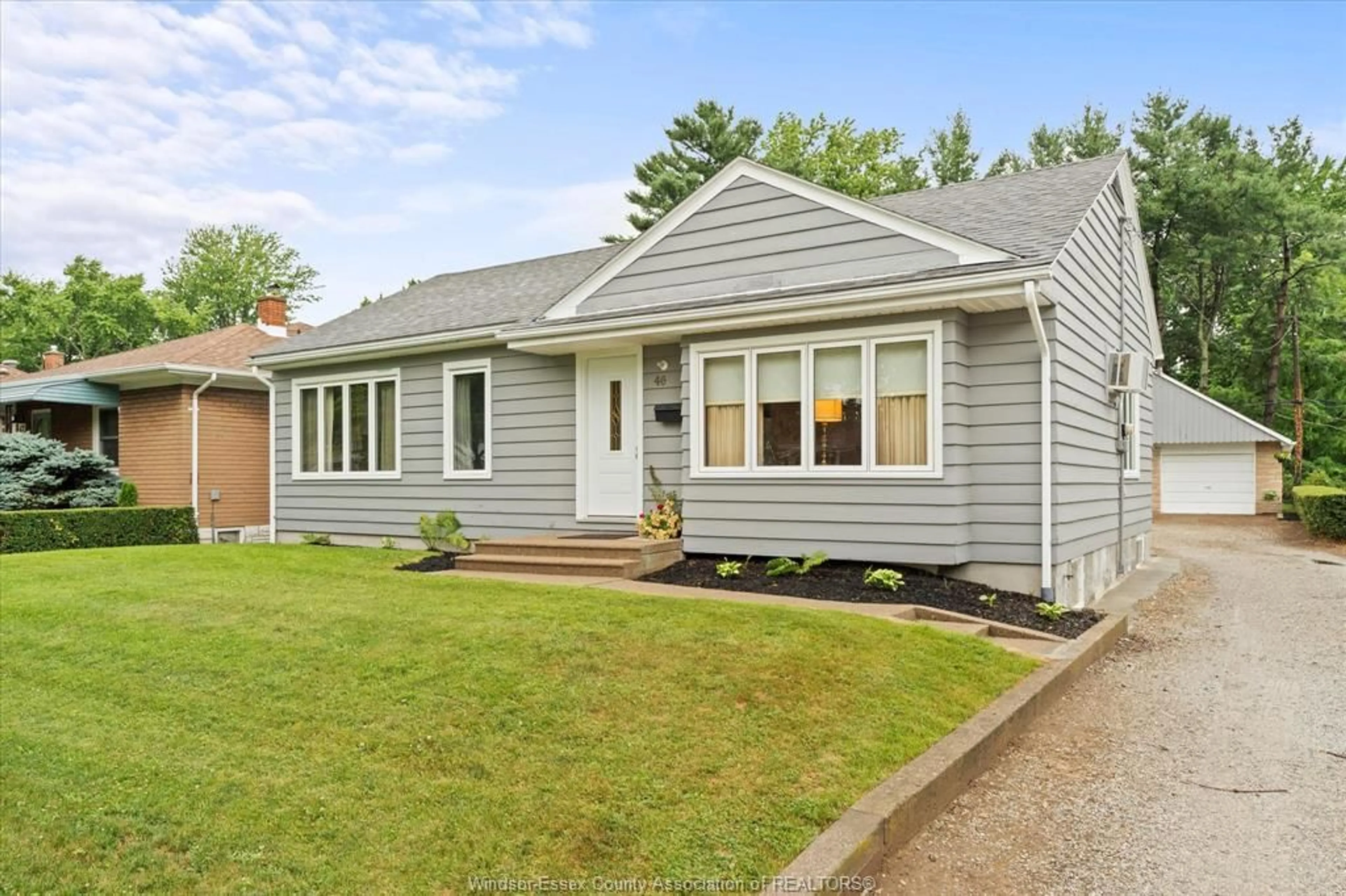 Home with vinyl exterior material, street for 46 HORWATH, Kingsville Ontario N9Y 1B8