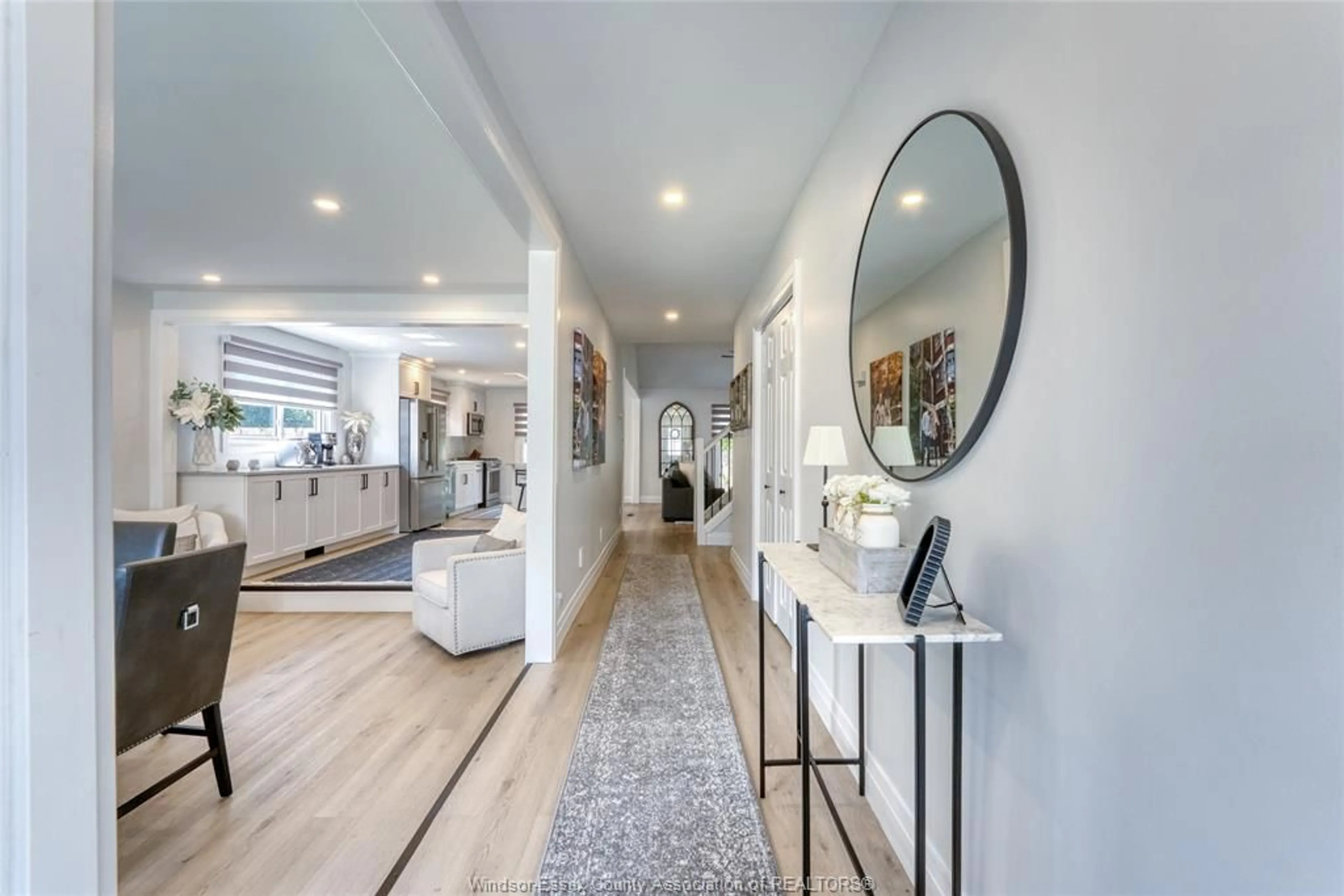 Indoor entryway for 3085 ST. PATRICKS Ave, Windsor Ontario N9E 4C2
