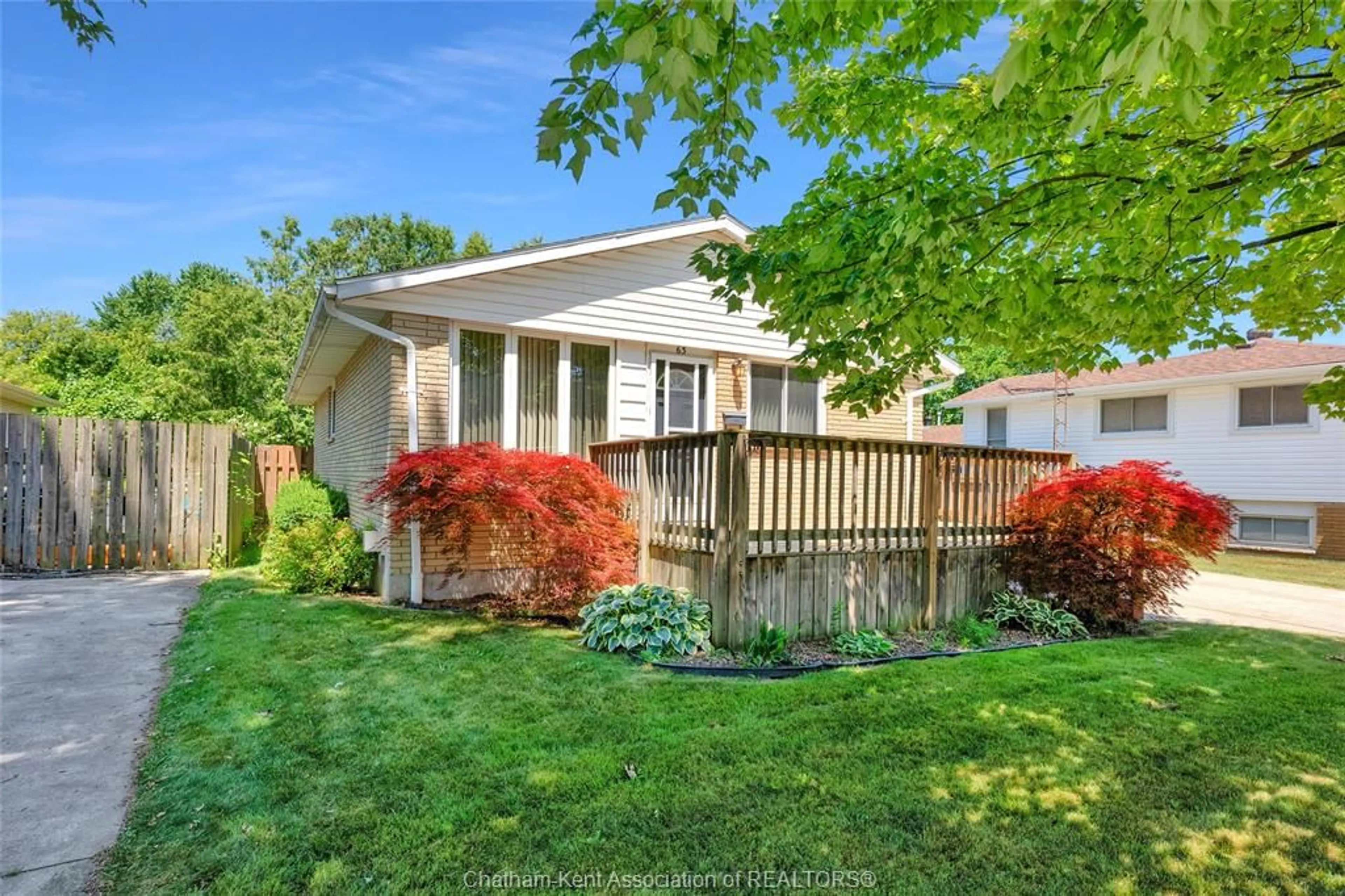 Patio, unknown for 63 Aberdeen St, Chatham Ontario N7L 1Y3