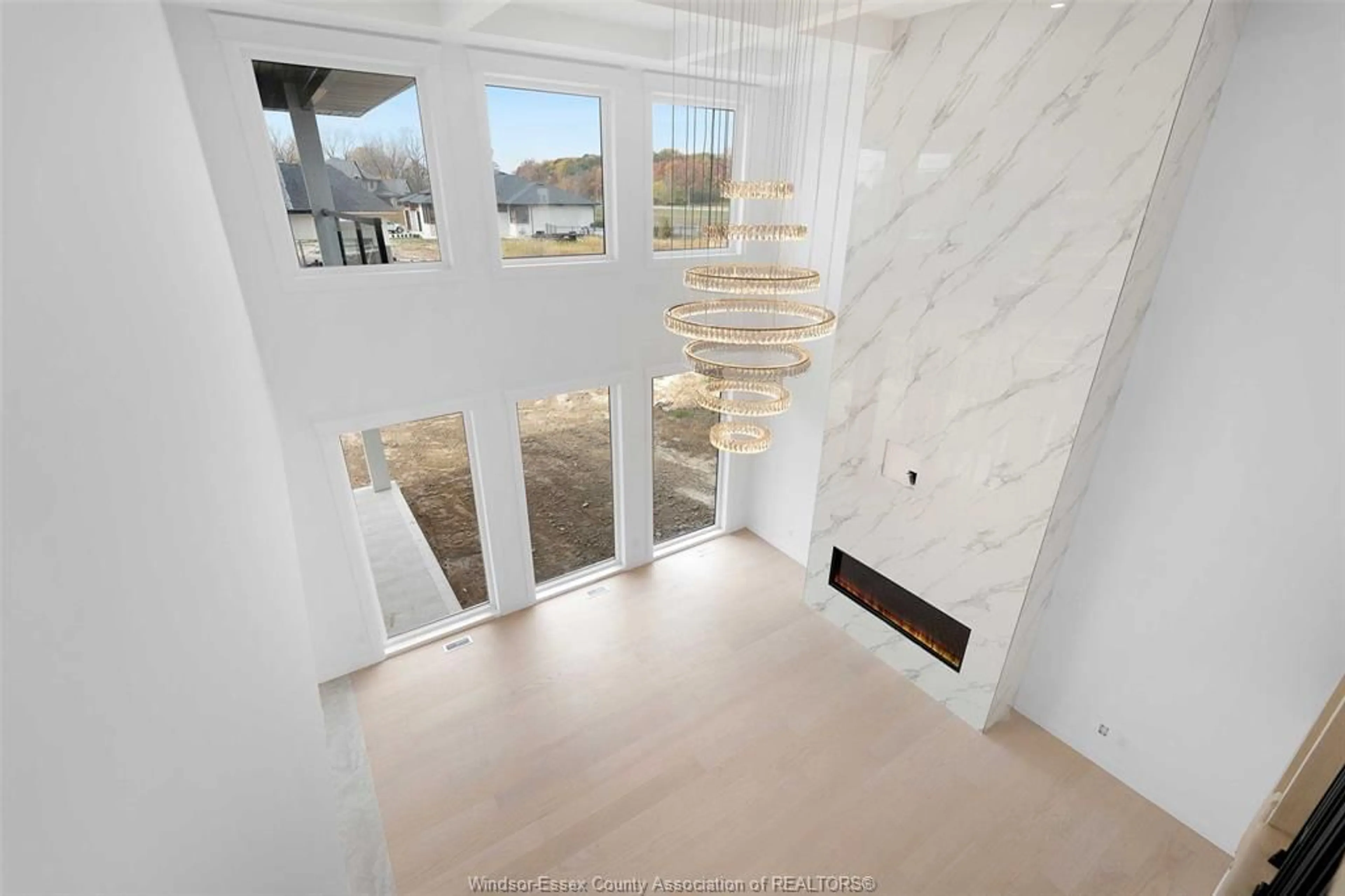 Stairs for 4300 CATERINA, LaSalle Ontario N9H 0M9