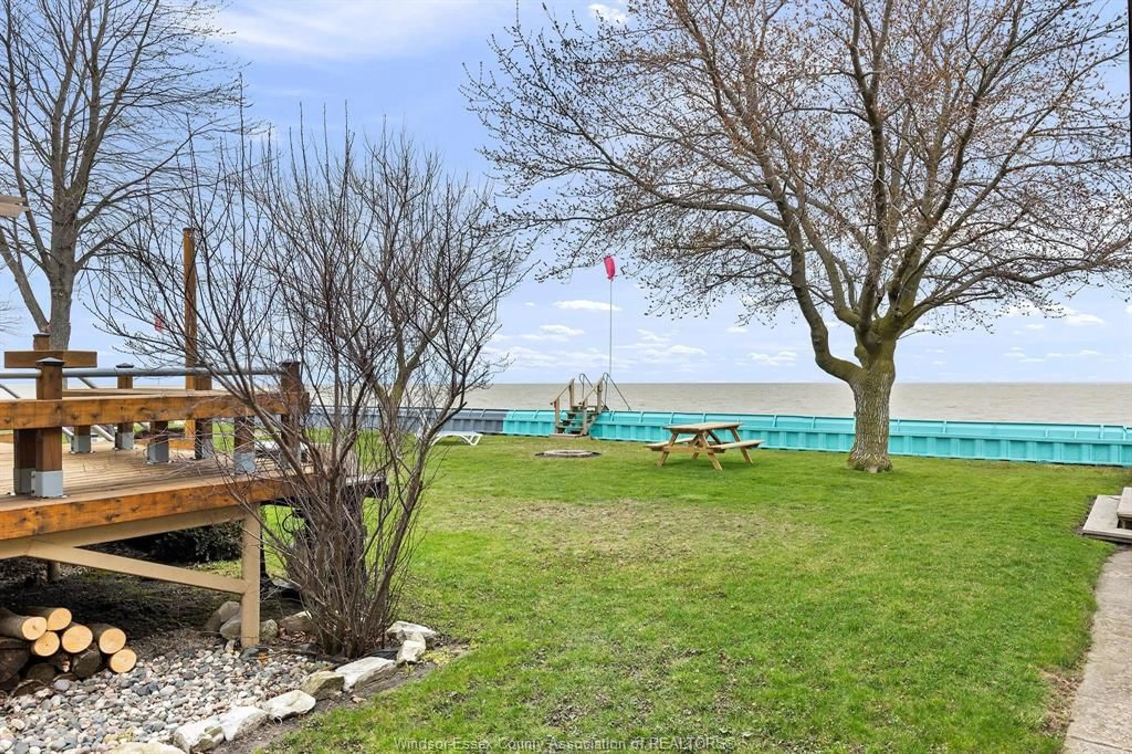 Patio, water/lake/river/ocean view for 14270 CRYSTAL BEACH, Lakeshore Ontario N0P 2L0