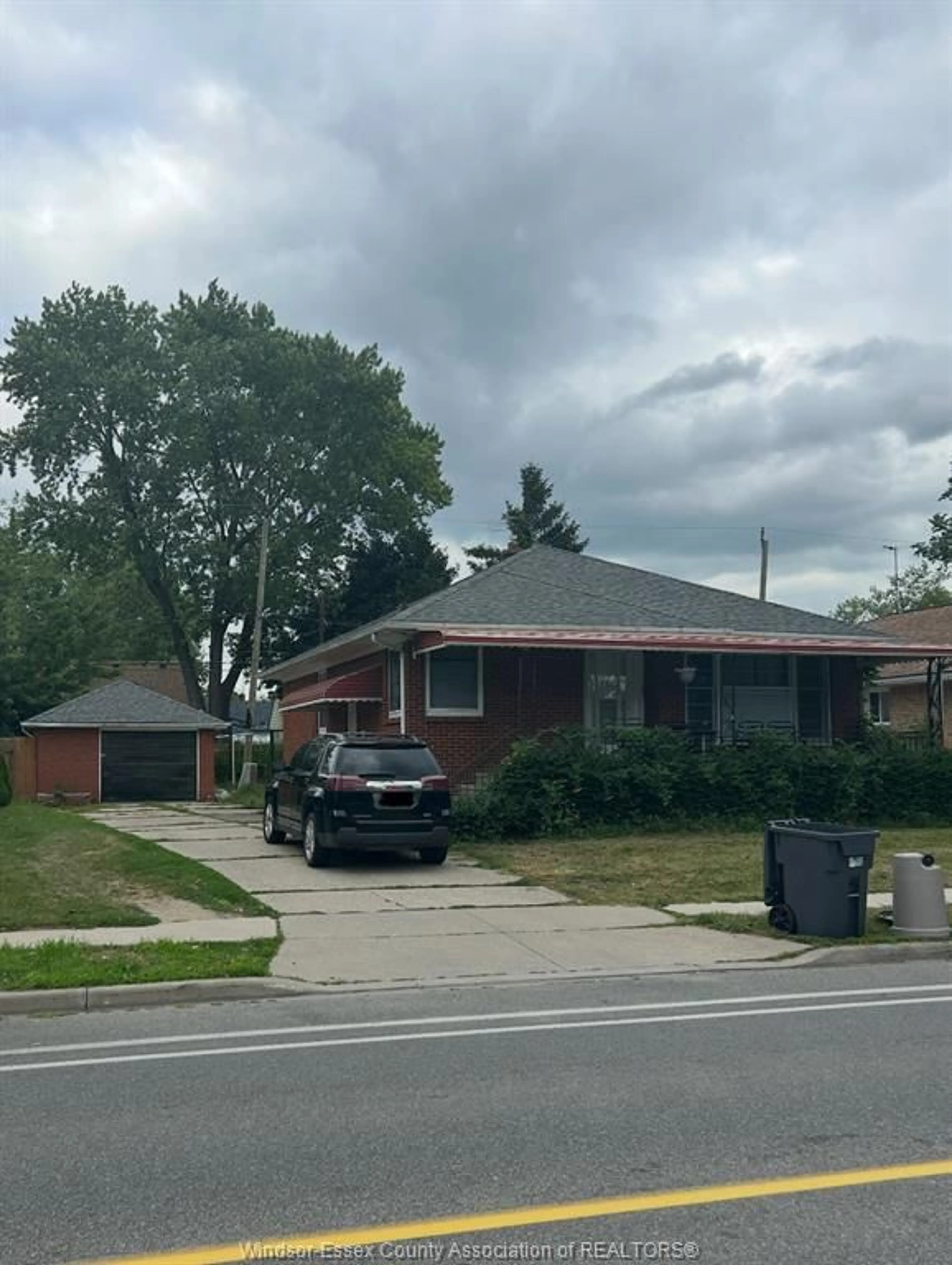 Home with brick exterior material, street for 1544 PILLETTE, Windsor Ontario N8Y 3C2