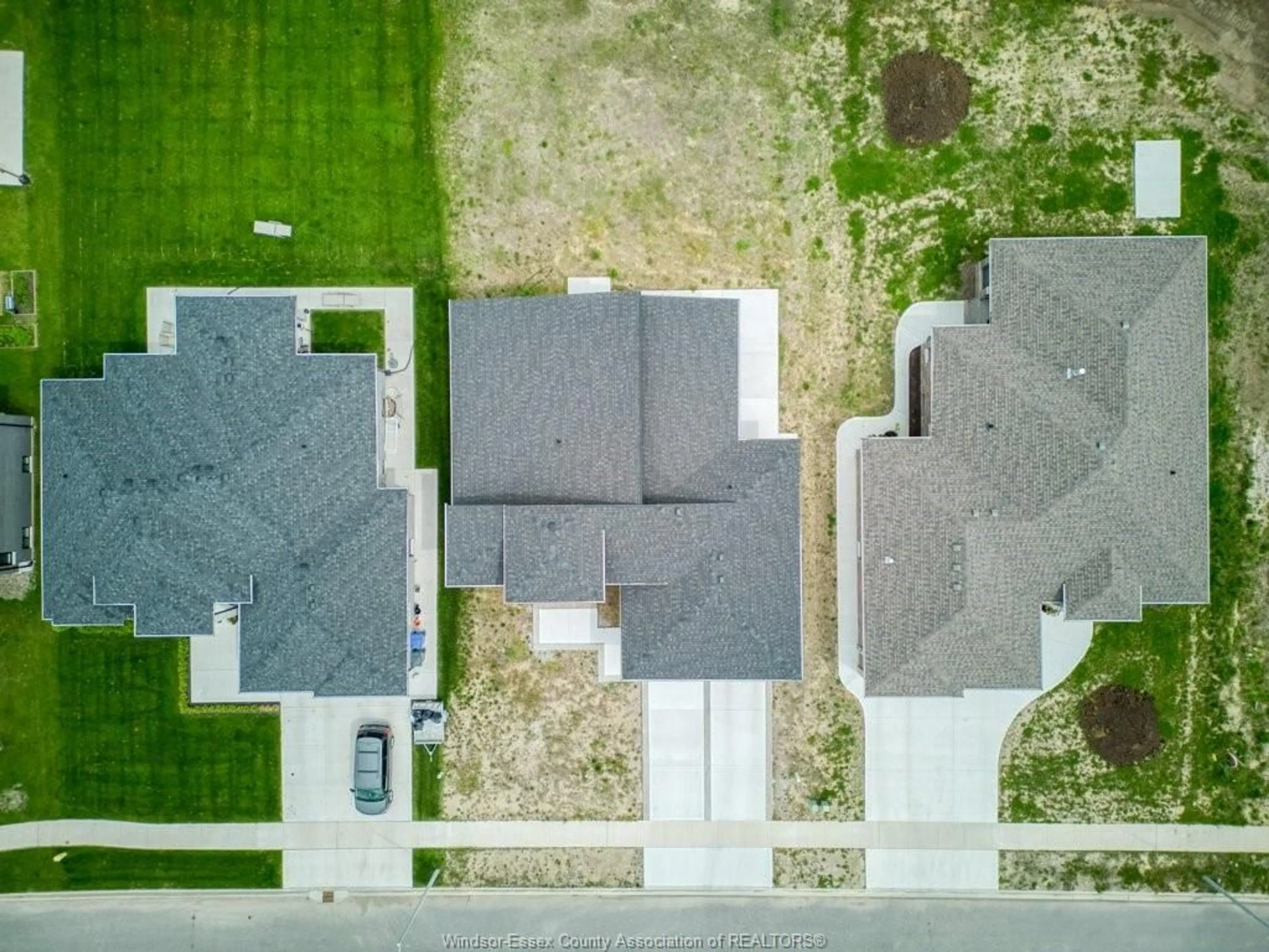 A pic from outside/outdoor area/front of a property/back of a property/a pic from drone, street for 1936 VILLA CANAL, Ruthven Ontario N0R 2G0