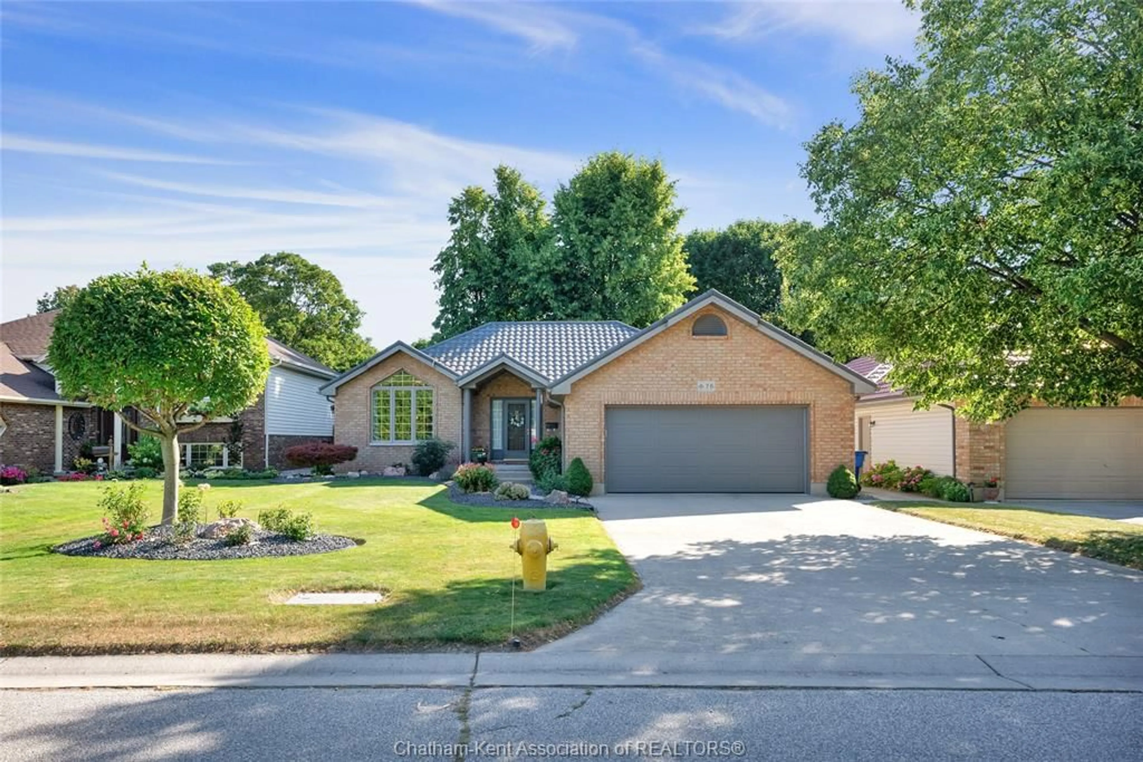 Home with brick exterior material, street for 76 GARDEN Path, Chatham Ontario N7L 5L6