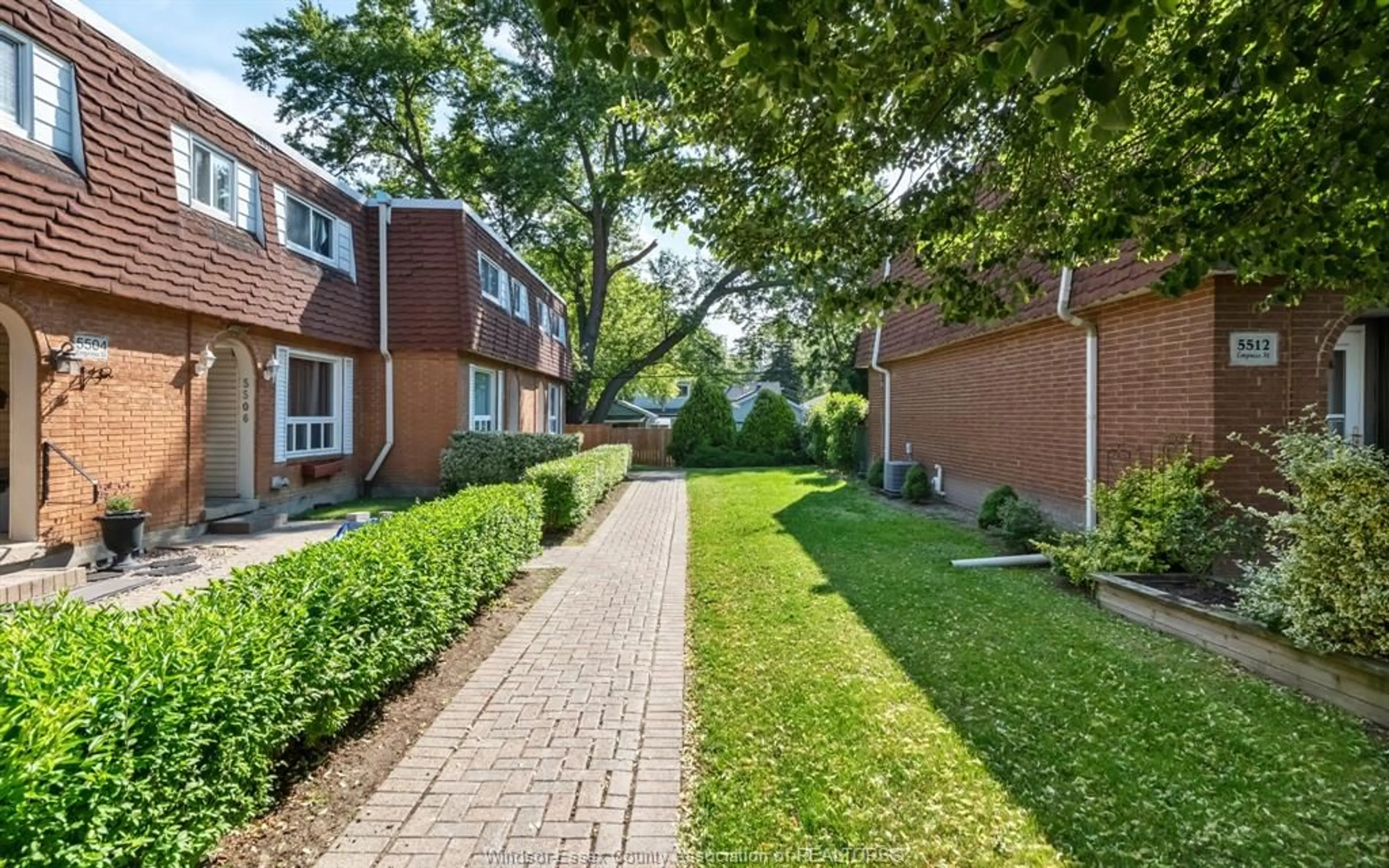 Patio, street for 5510 EMPRESS, Windsor Ontario N8T 1B4