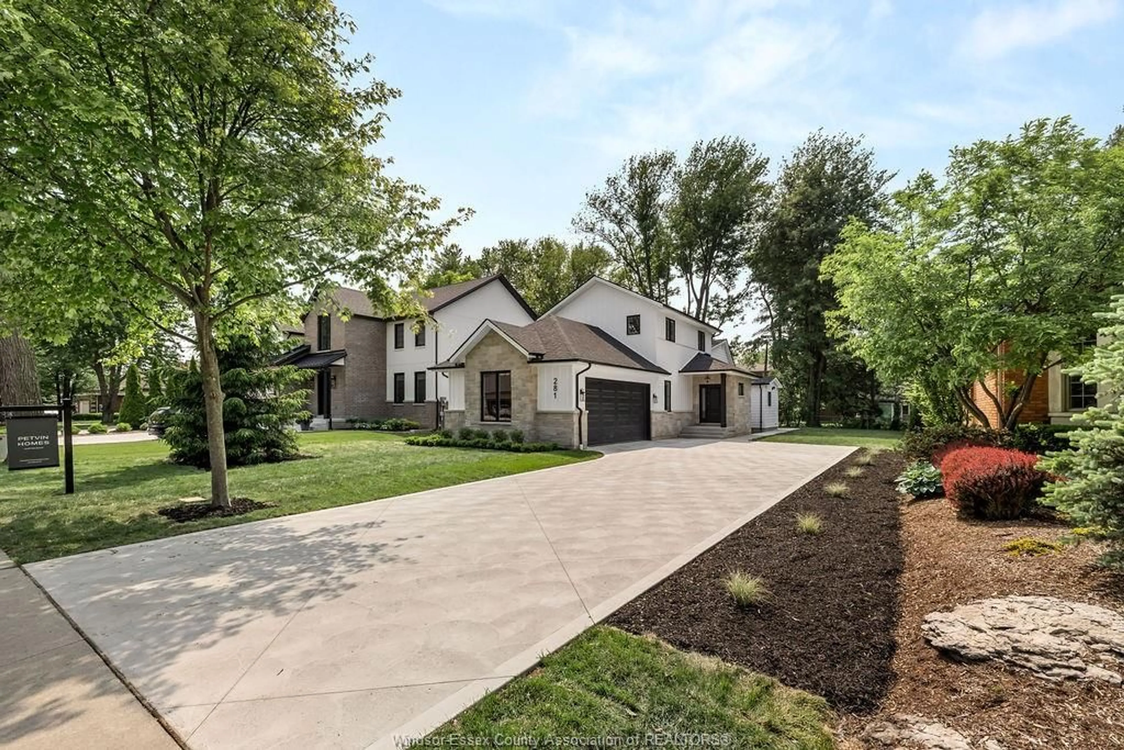 Home with brick exterior material, street for 281 BRIGHTON Rd, Tecumseh Ontario N8N 2L2