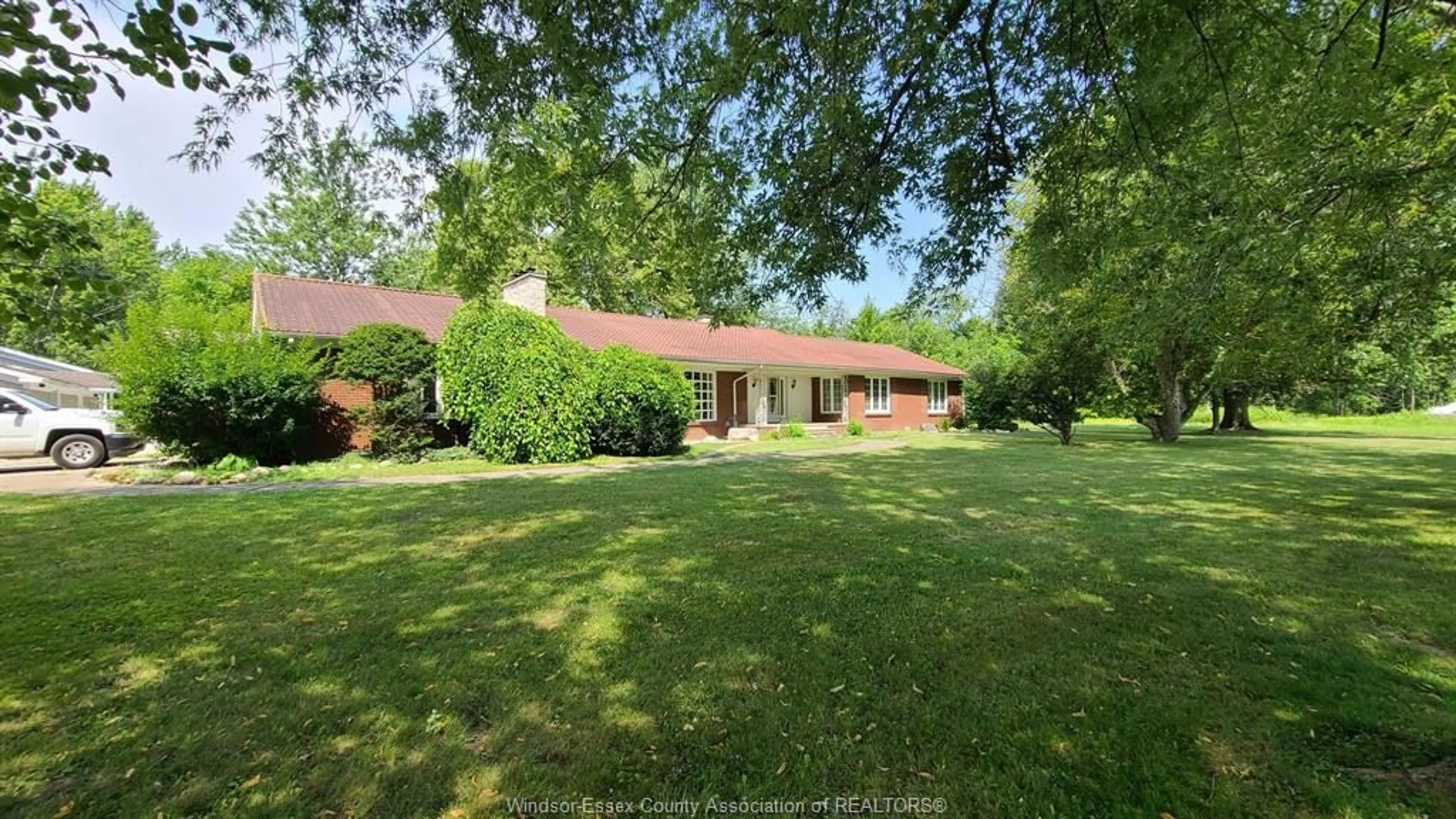 A pic from outside/outdoor area/front of a property/back of a property/a pic from drone, water/lake/river/ocean view for 299 GOSFIELD TOWNLINE, Essex Ontario N8M 2X5