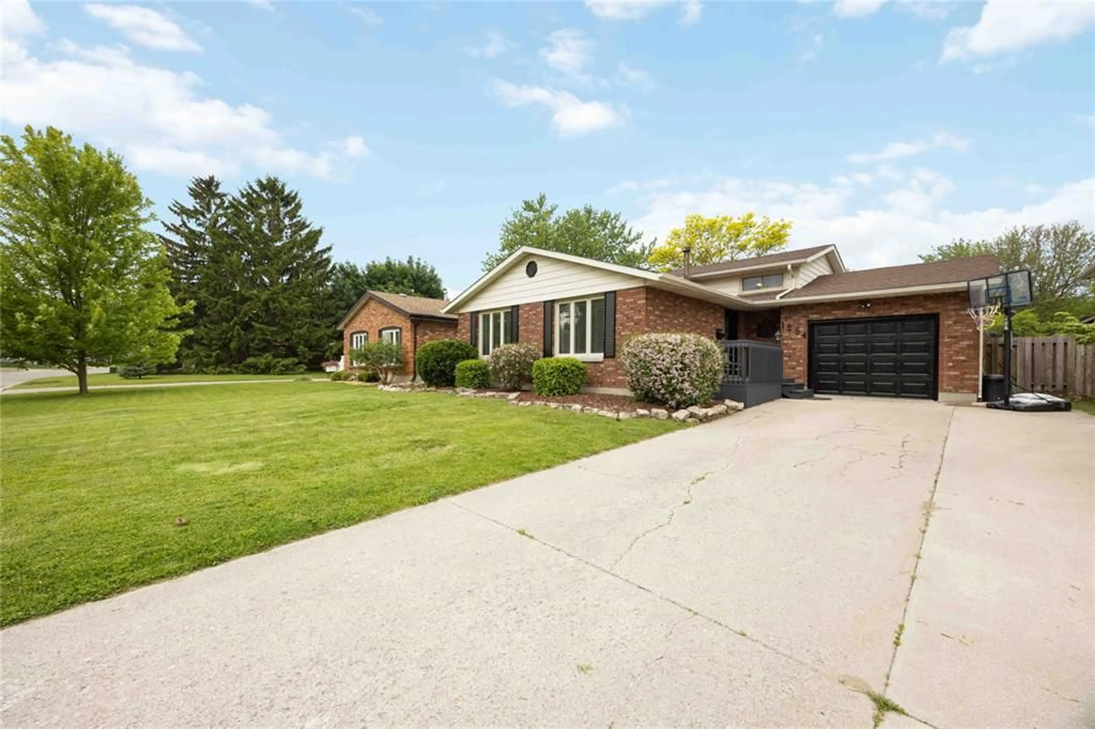 Home with brick exterior material, street for 1254 ERROL Rd, Sarnia Ontario N7S 5L3