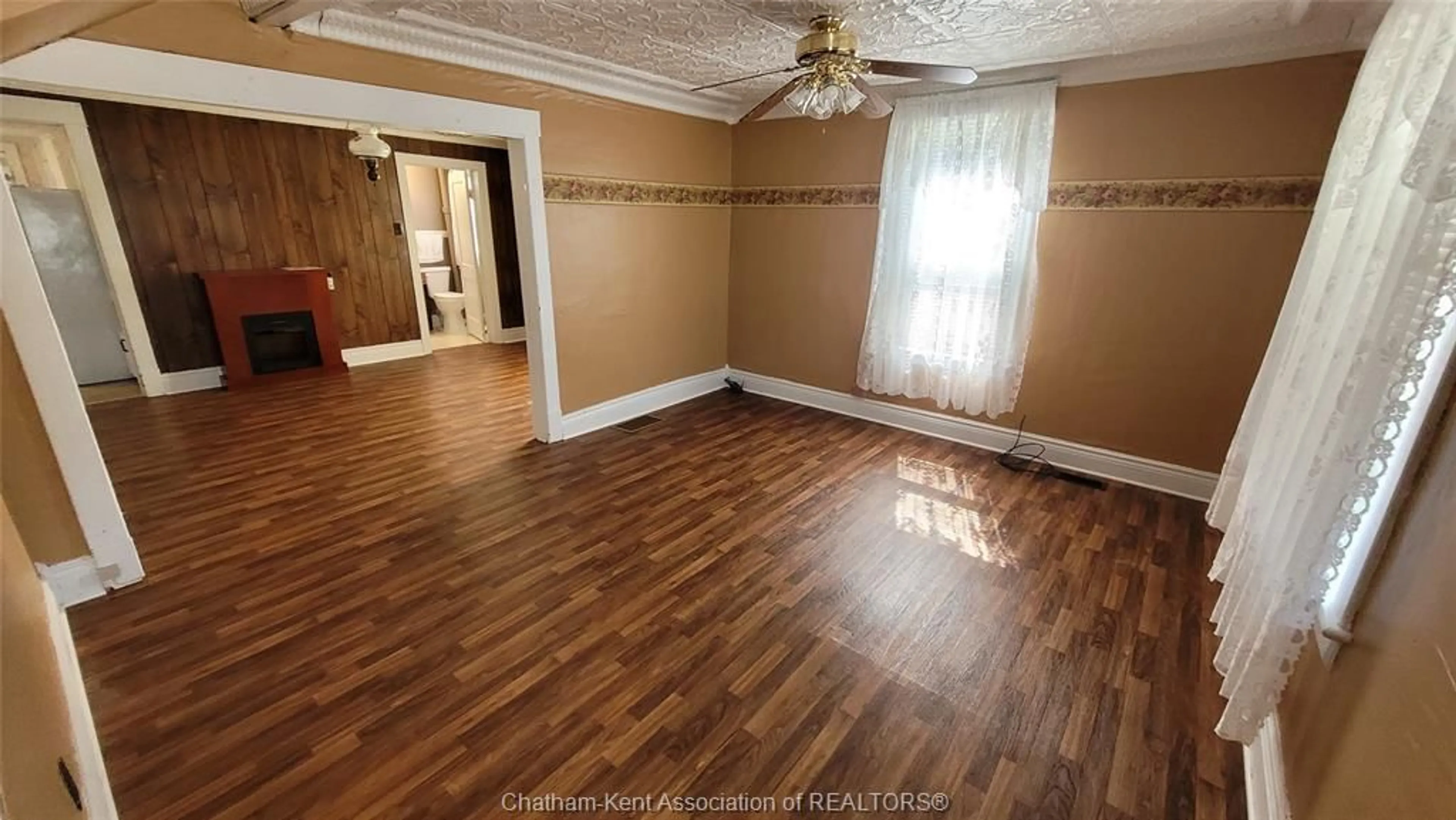 A pic of a room for 81 Book St, Wallaceburg Ontario N8A 2T7