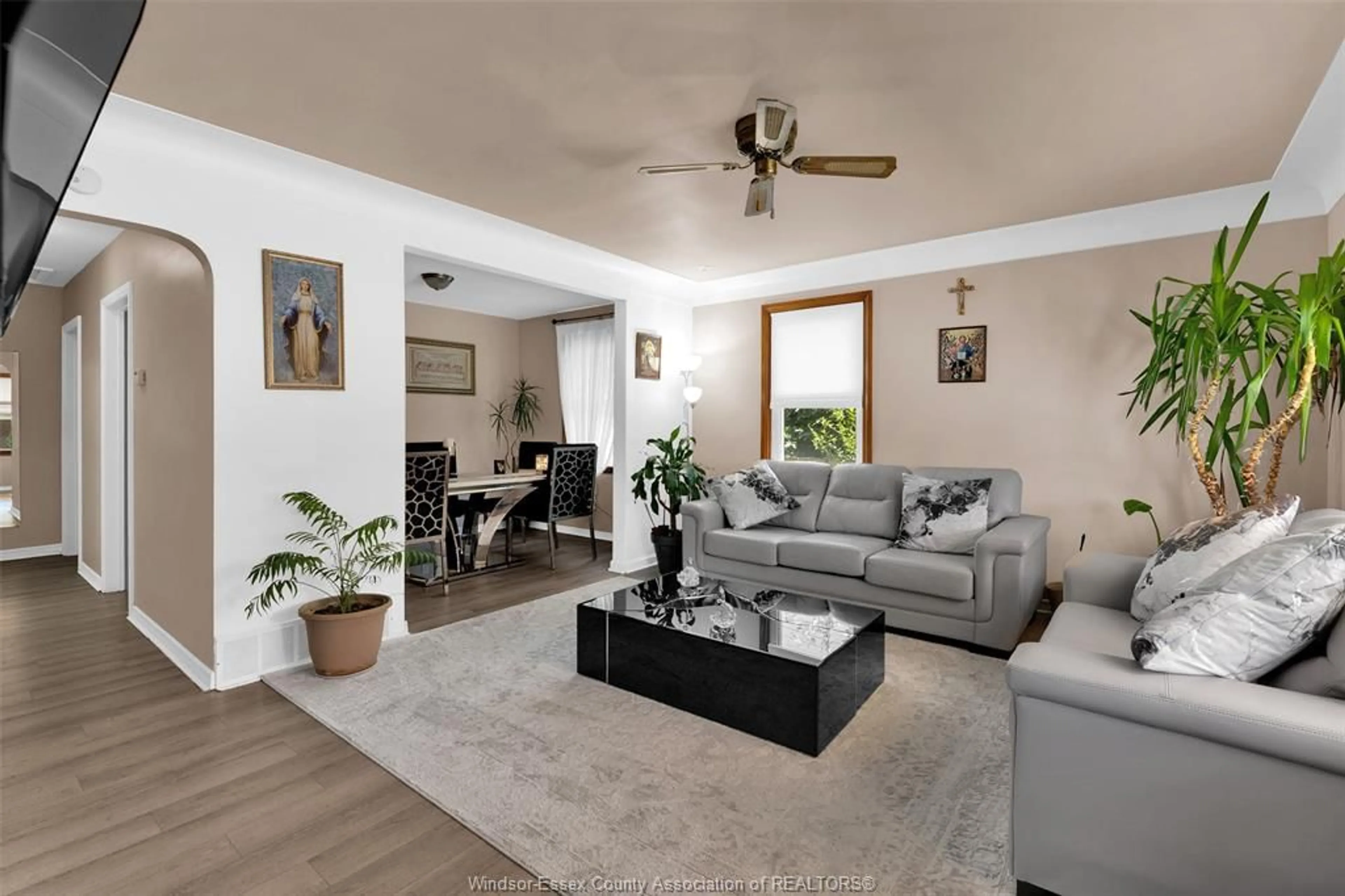 Living room with furniture, unknown for 850 LAUZON, Windsor Ontario N8S 3M5